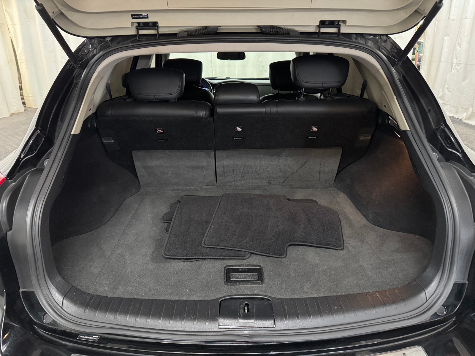 Thumbnail: 2016 INFINITI QX50 - 6