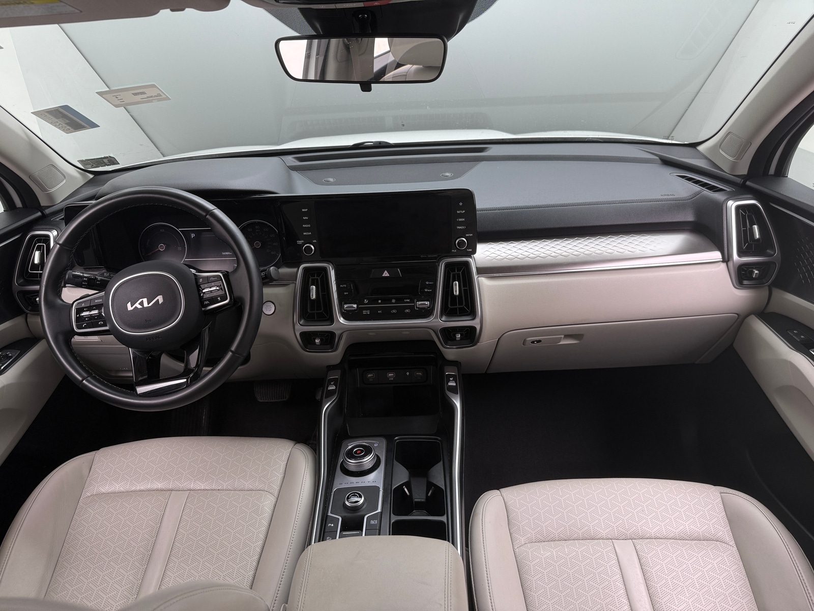 Thumbnail: 2022 Kia Sorento - 2