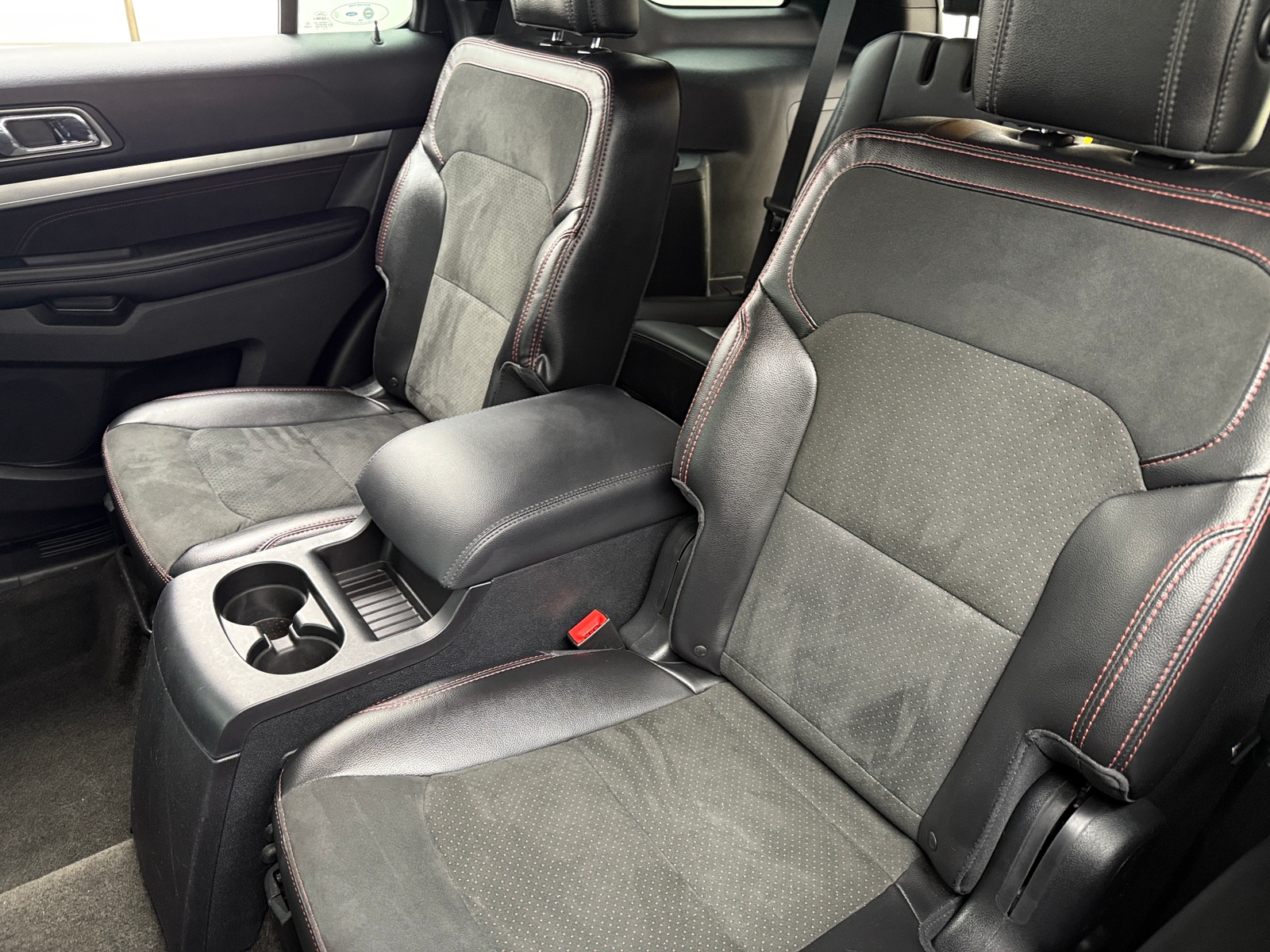 Thumbnail: 2018 Ford Explorer - 5