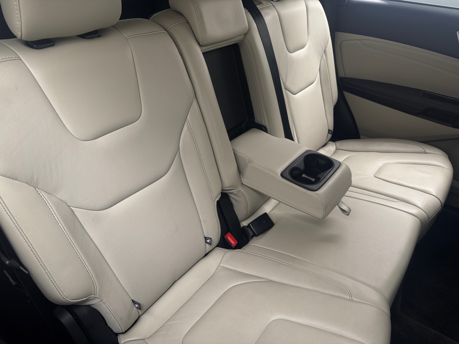 Thumbnail: 2018 Ford Edge - 5