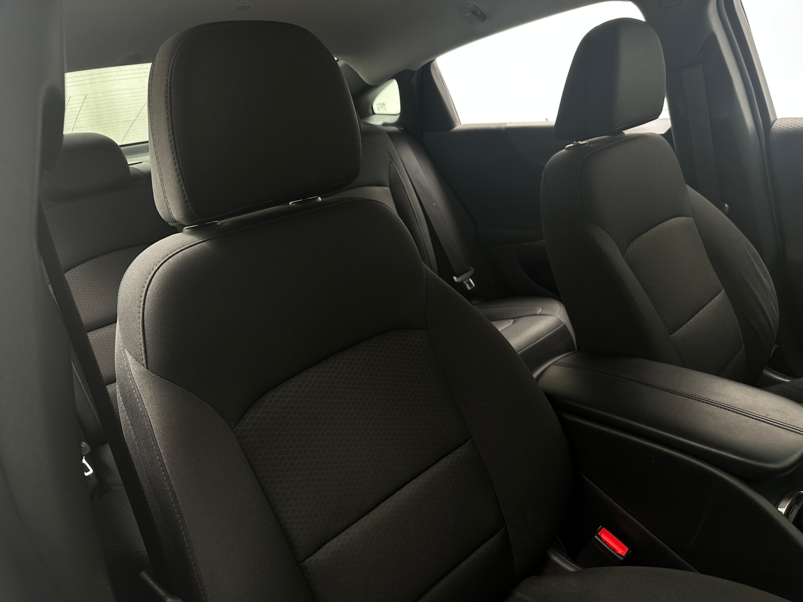 Thumbnail: 2016 Chevrolet Malibu - 2