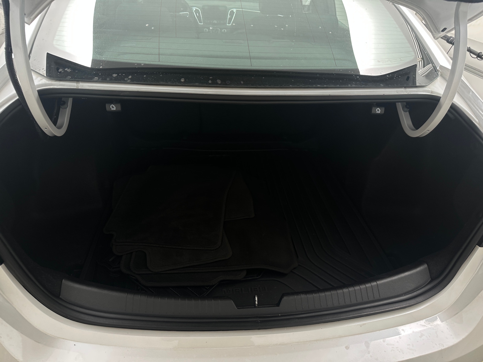 Thumbnail: 2016 Chevrolet Malibu - 7