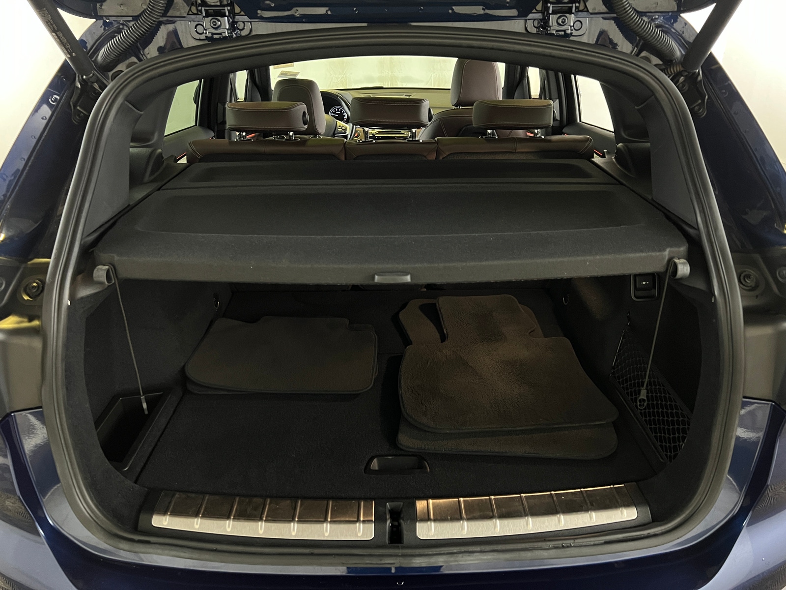 Thumbnail: 2019 BMW X1 - 6