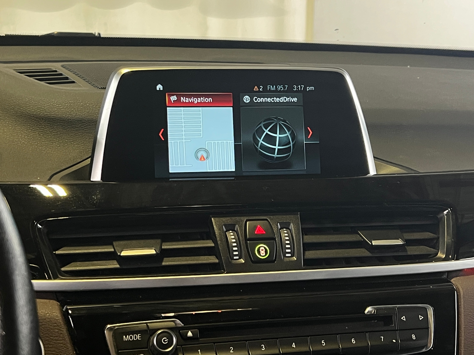 Thumbnail: 2019 BMW X1 - 3