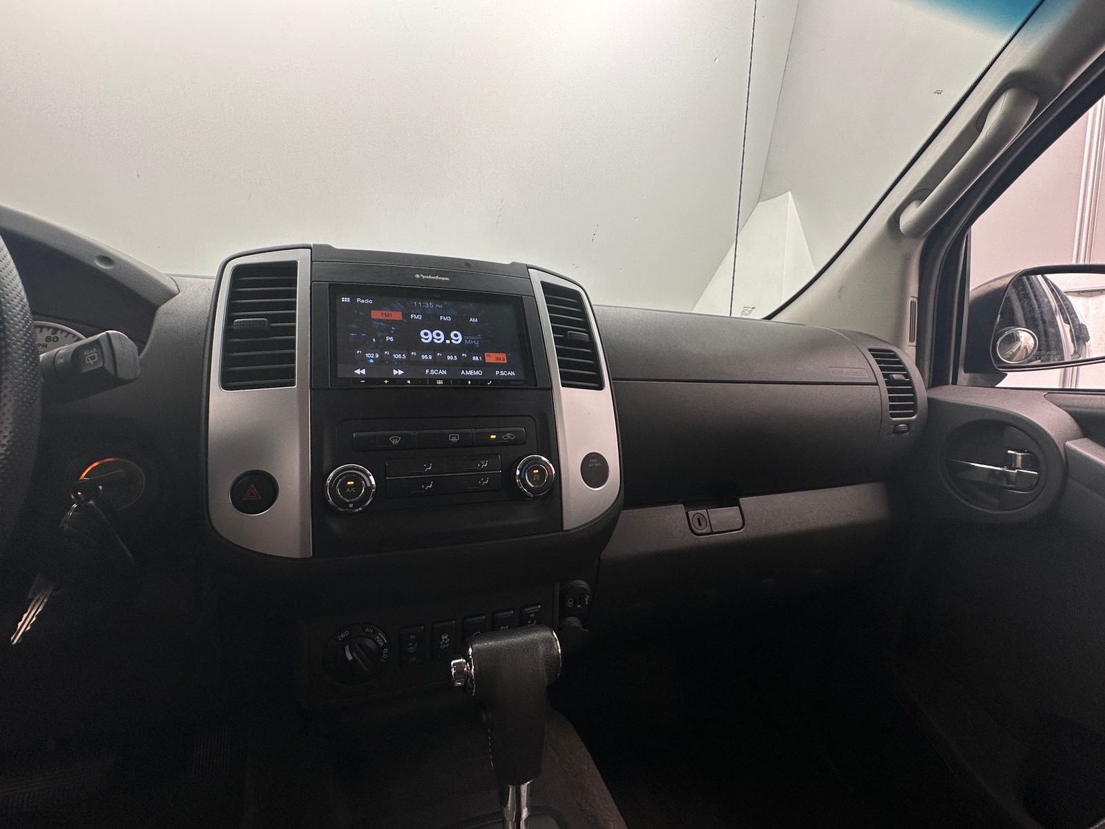 Thumbnail: 2014 Nissan Xterra - 3