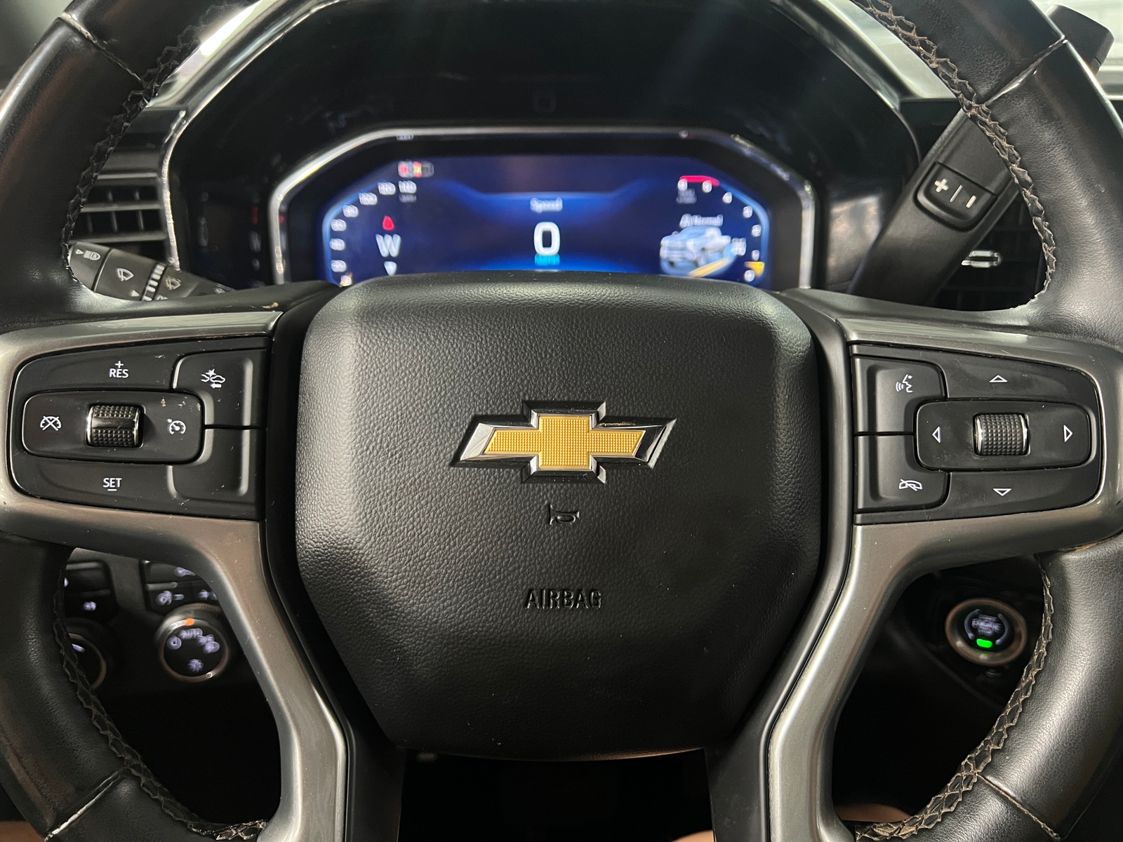 Thumbnail: 2024 Chevrolet Silverado 2500 - 5