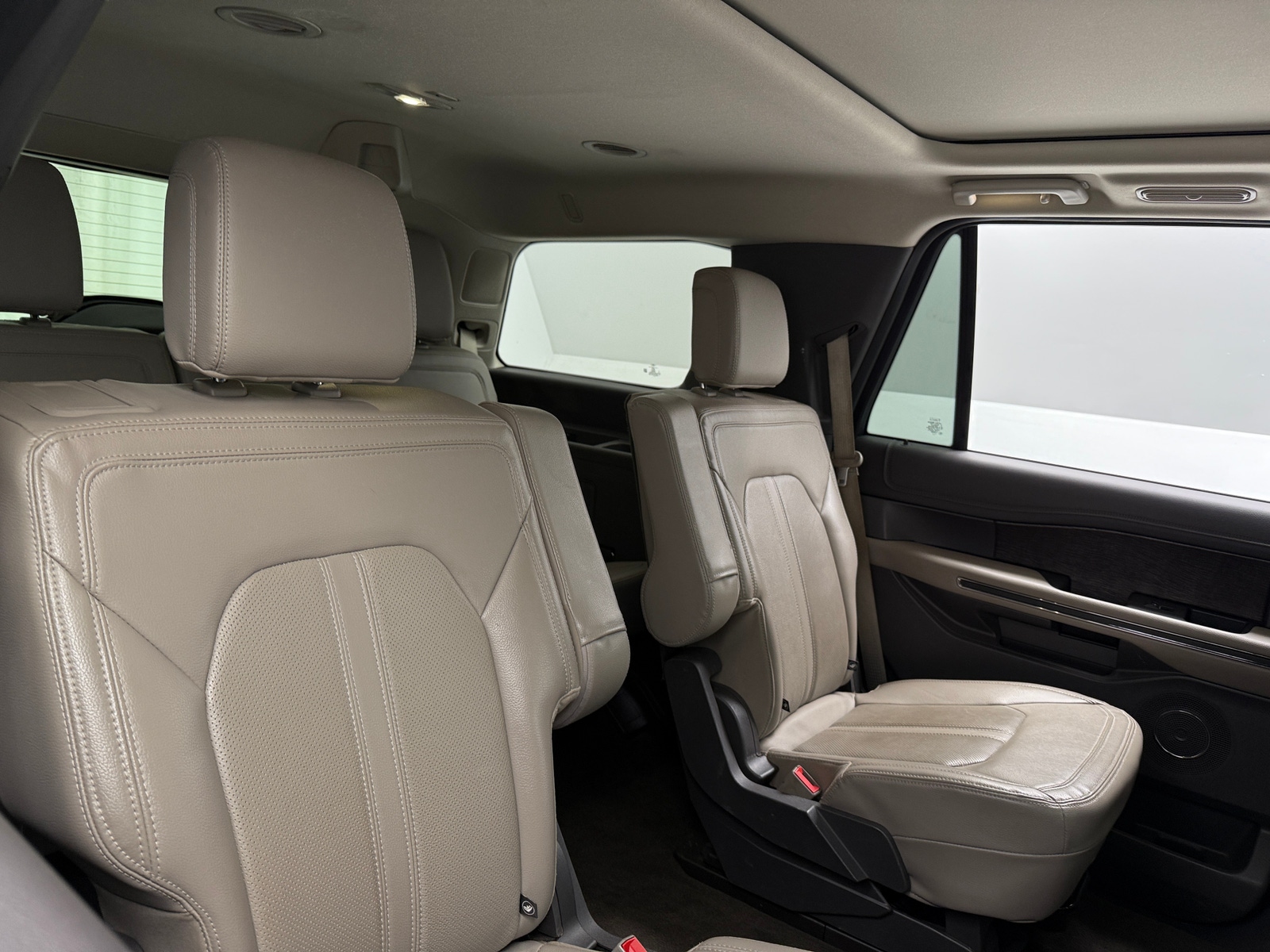 Thumbnail: 2021 Ford Expedition - 5