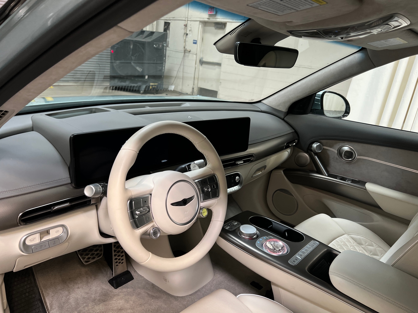 Thumbnail: 2023 Genesis GV60 - 2