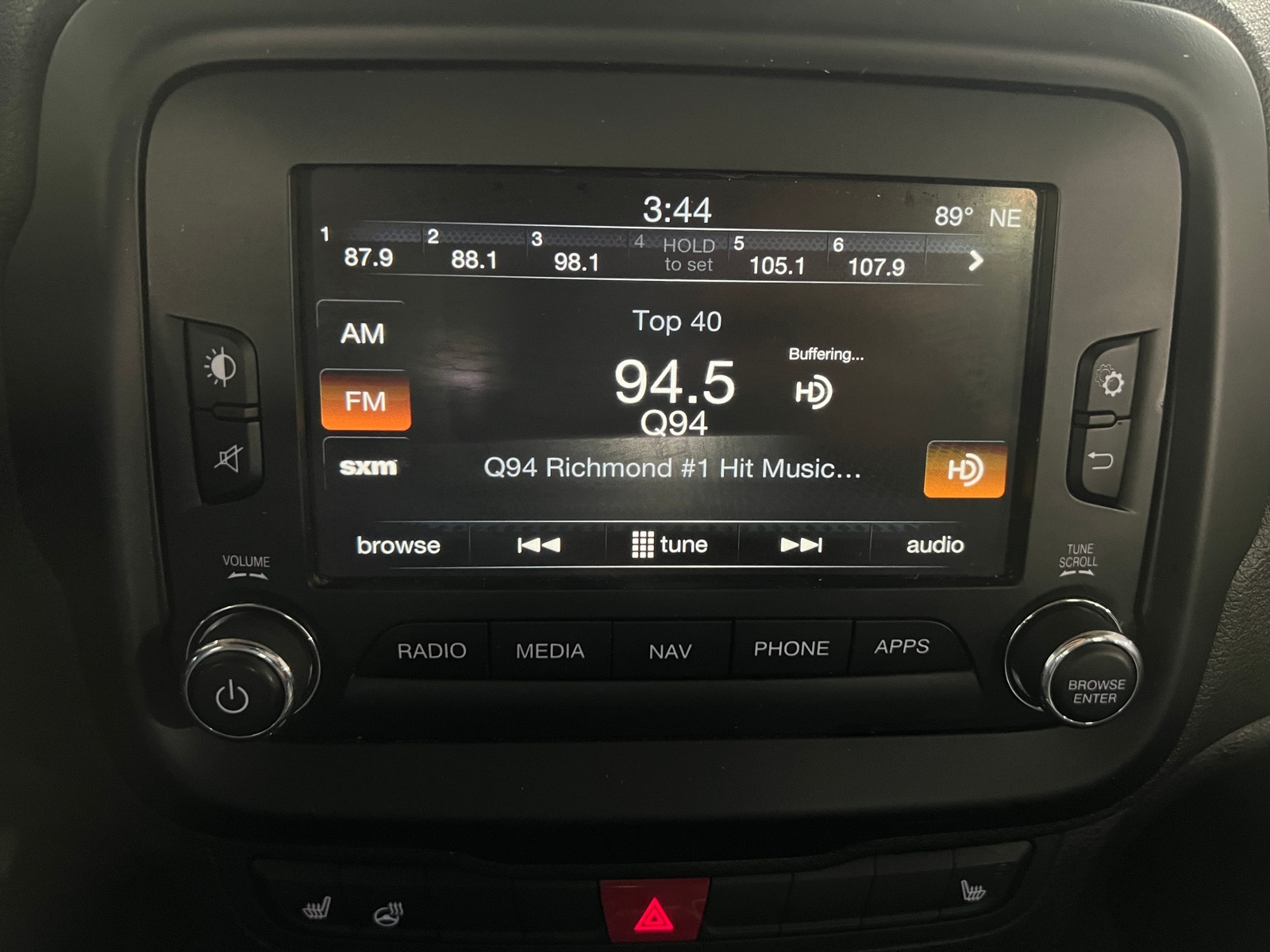 Thumbnail: 2016 Jeep Renegade - 3