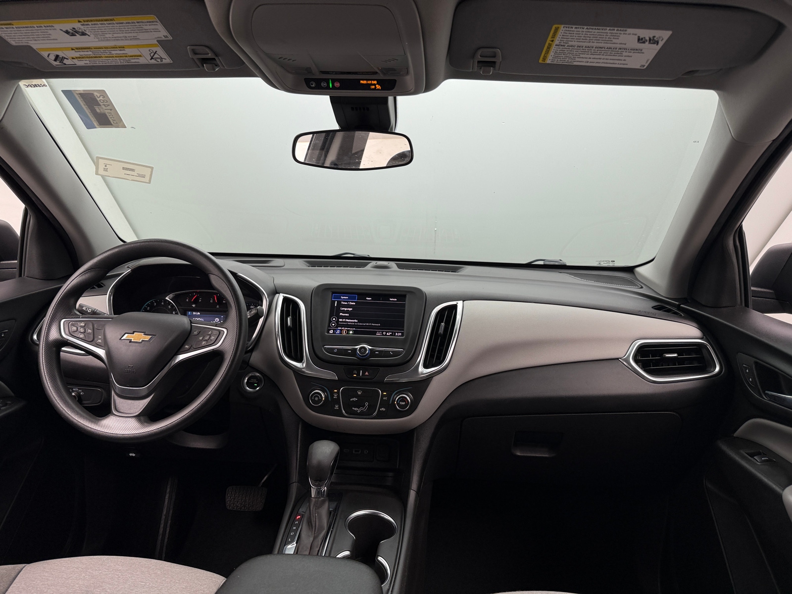 Thumbnail: 2022 Chevrolet Equinox - 3