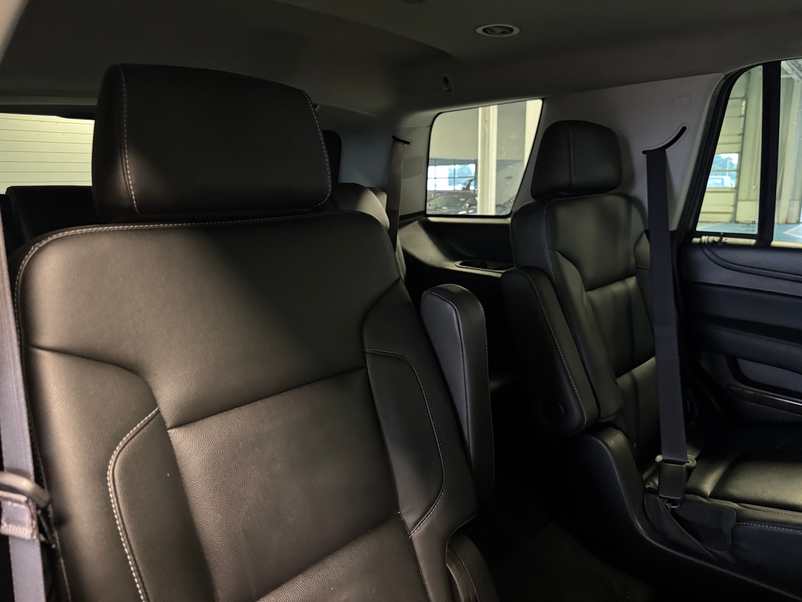 Thumbnail: 2017 Chevrolet Tahoe - 5