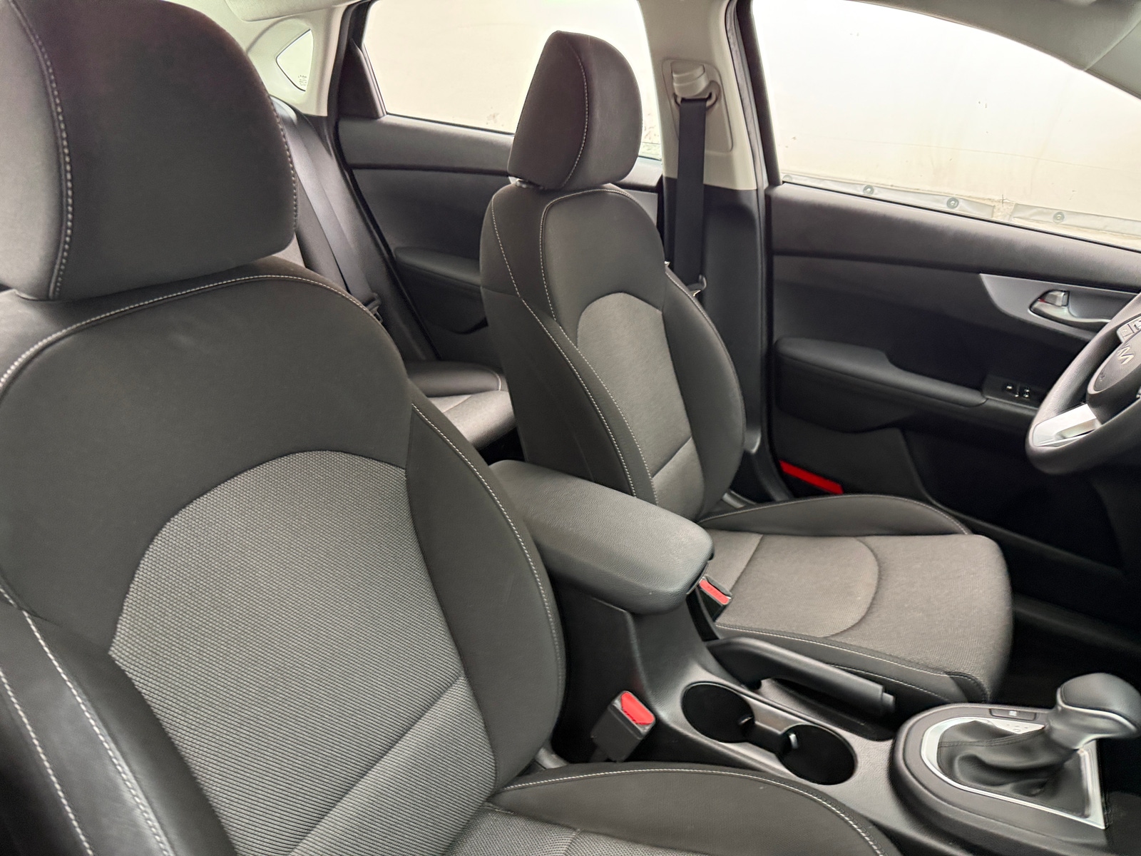 Thumbnail: 2022 Kia Forte - 2