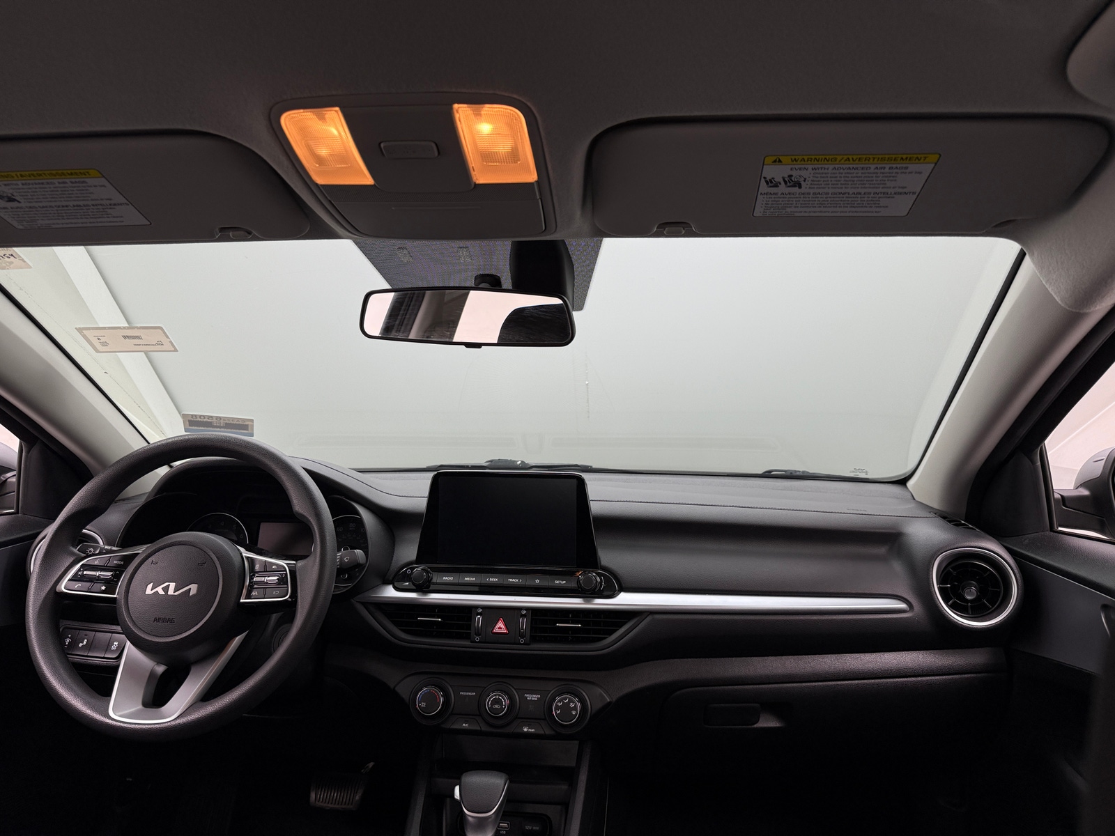 Thumbnail: 2022 Kia Forte - 3