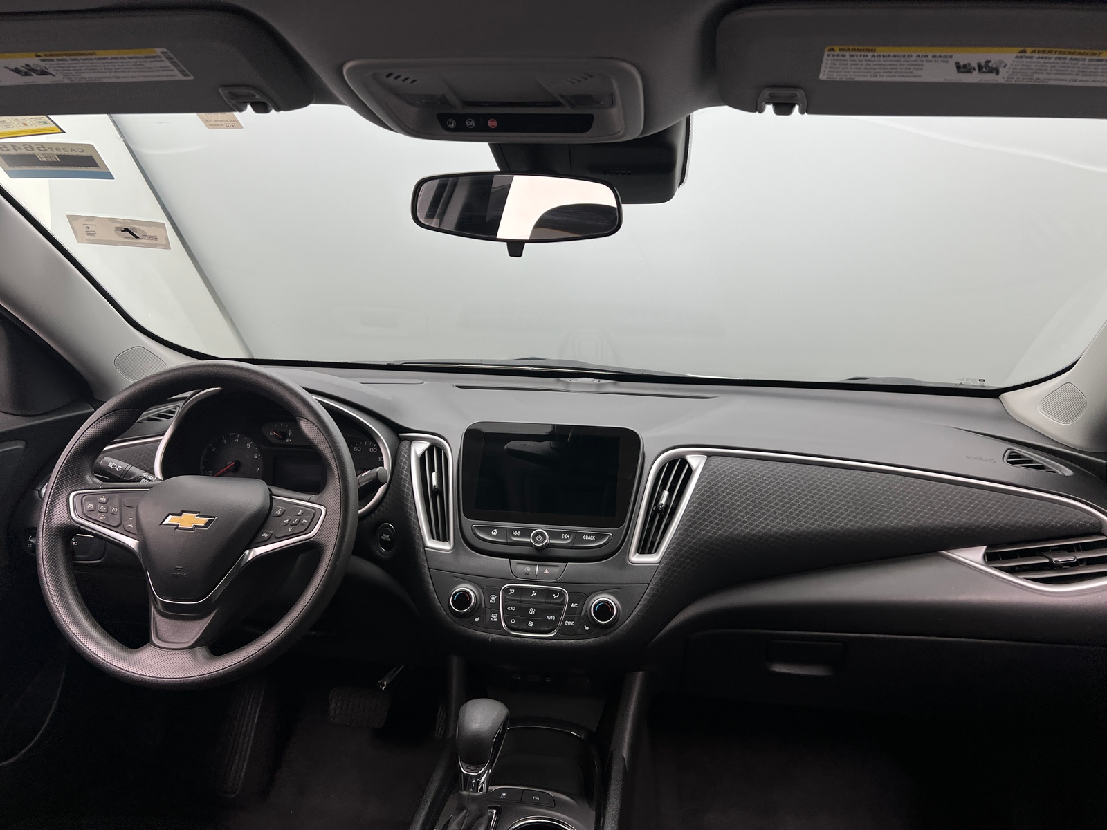 Thumbnail: 2024 Chevrolet Malibu - 3