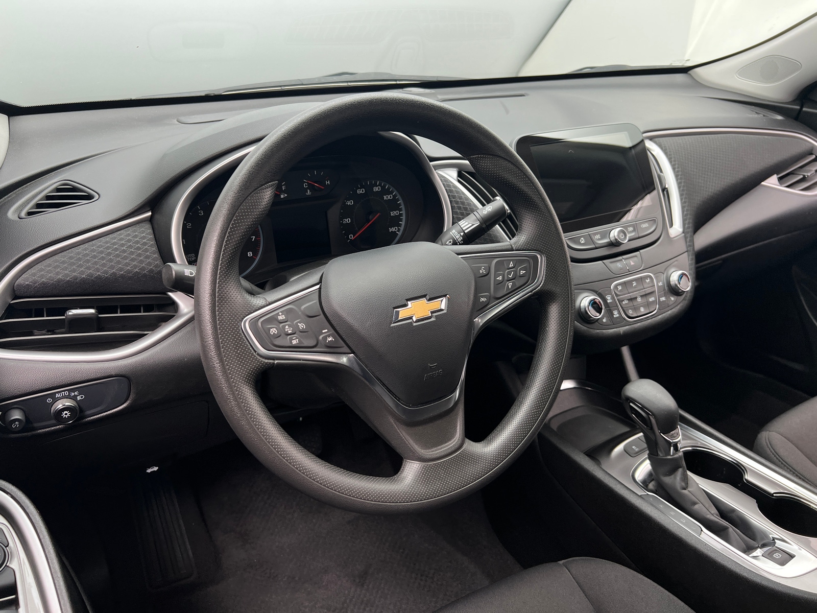 Thumbnail: 2024 Chevrolet Malibu - 5