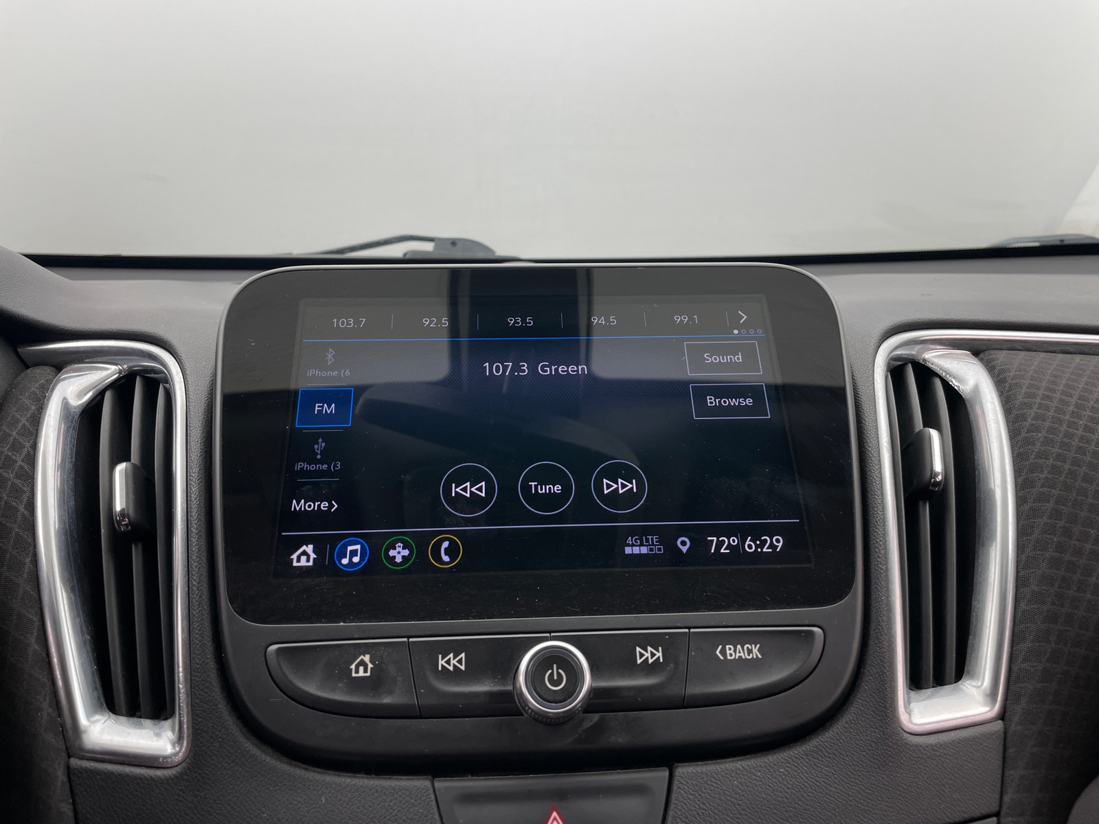 Thumbnail: 2019 Chevrolet Malibu - 4