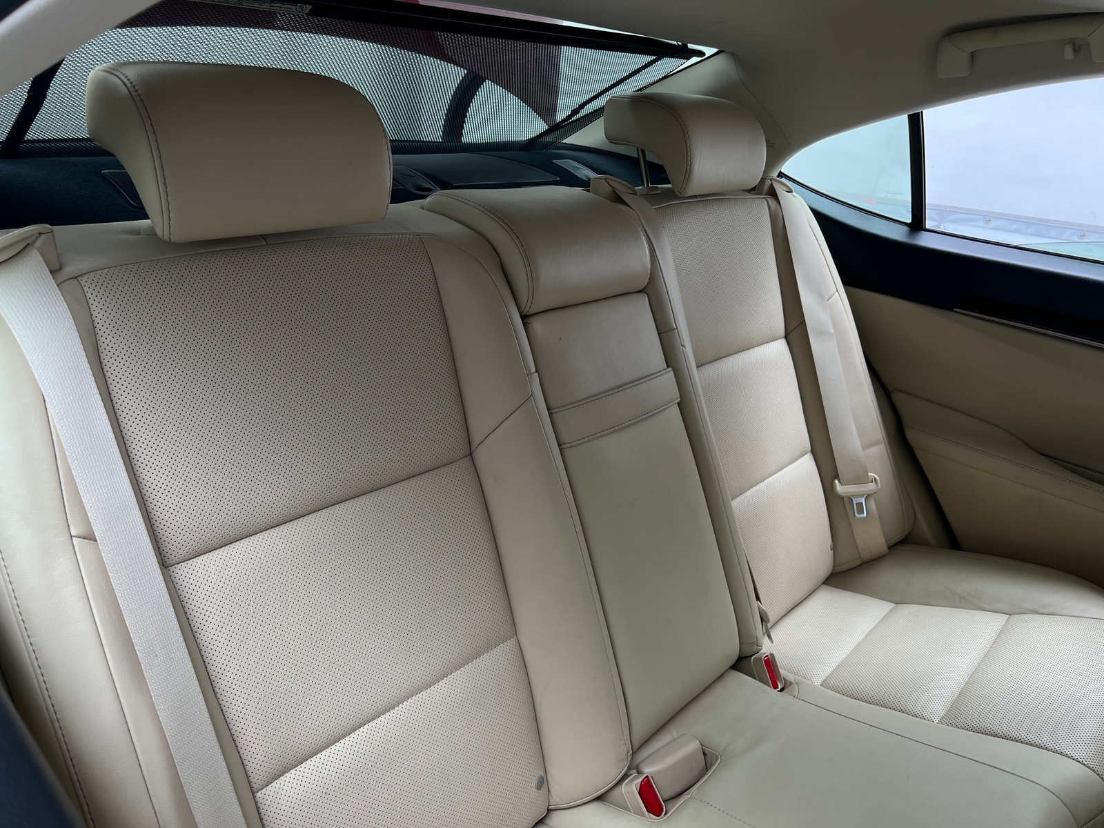 Thumbnail: 2015 Lexus ES - 5