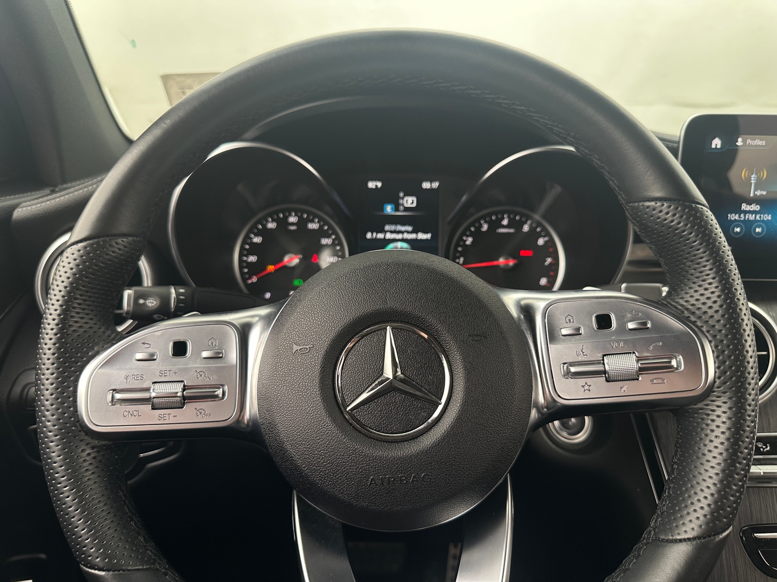 Thumbnail: 2022 Mercedes-Benz GLC - 4