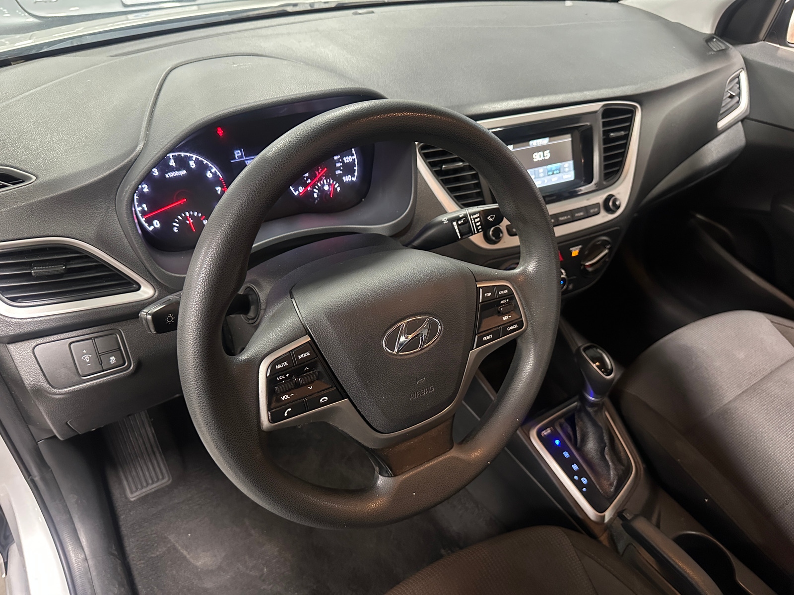 Thumbnail: 2019 Hyundai Accent - 3