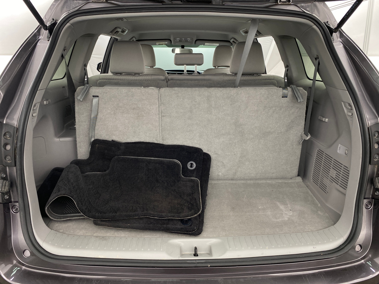 Thumbnail: 2016 Toyota Highlander - 7