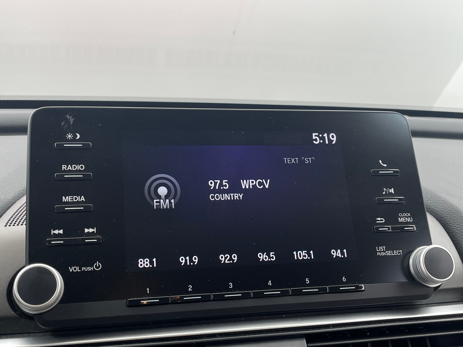 Thumbnail: 2019 Honda Accord - 4
