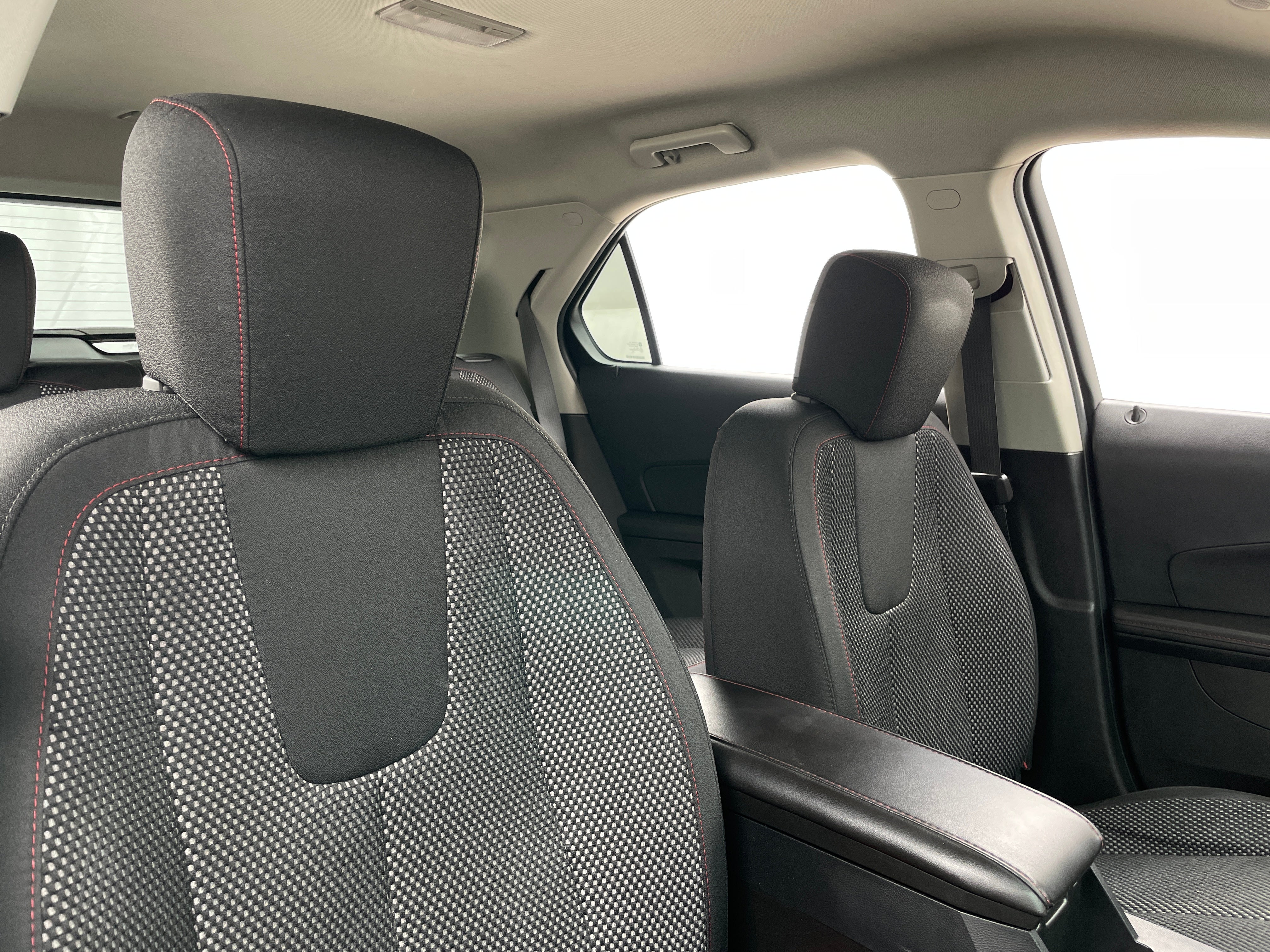 Used 2015 Chevrolet Equinox 1LT with VIN 2GNALBEKXF6432099 for sale in Oak Creek, WI