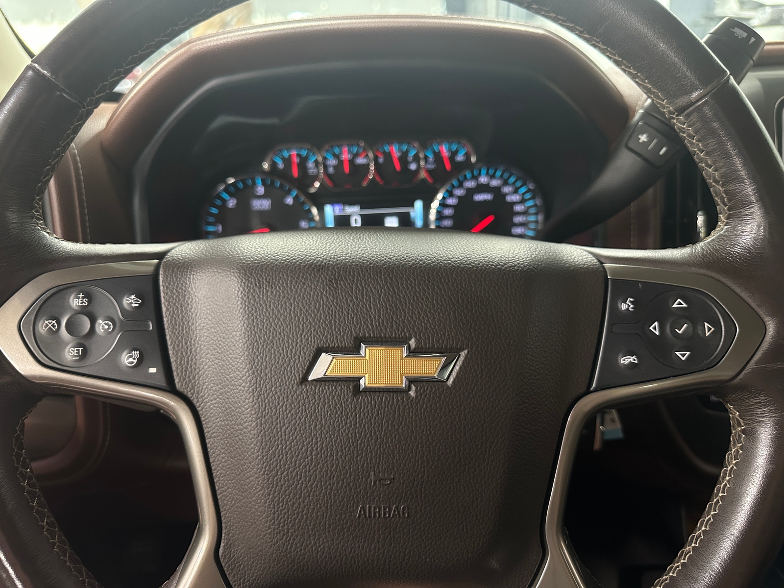 Thumbnail: 2018 Chevrolet Silverado 1500 - 4