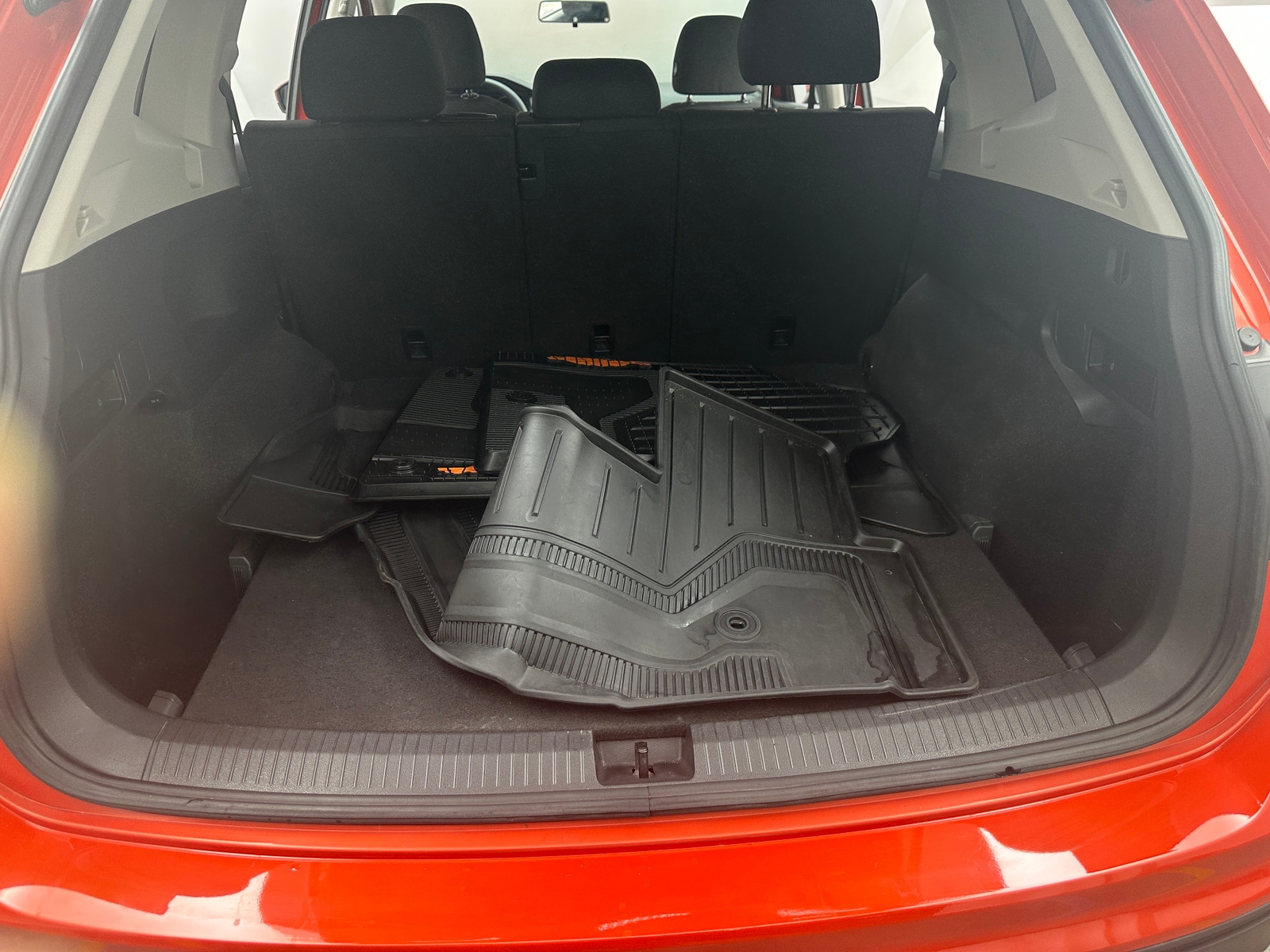 Thumbnail: 2019 Volkswagen Tiguan - 7
