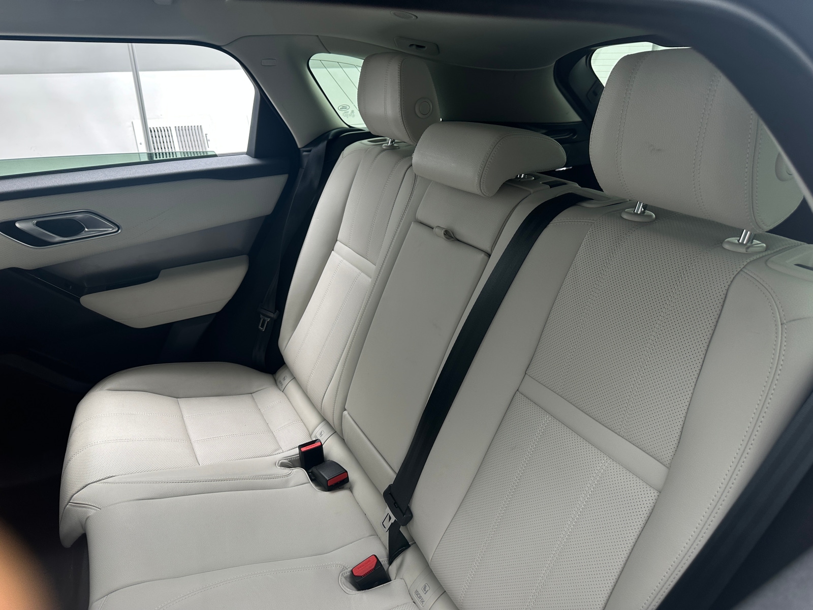 Thumbnail: 2021 Land Rover Range Rover Velar - 5