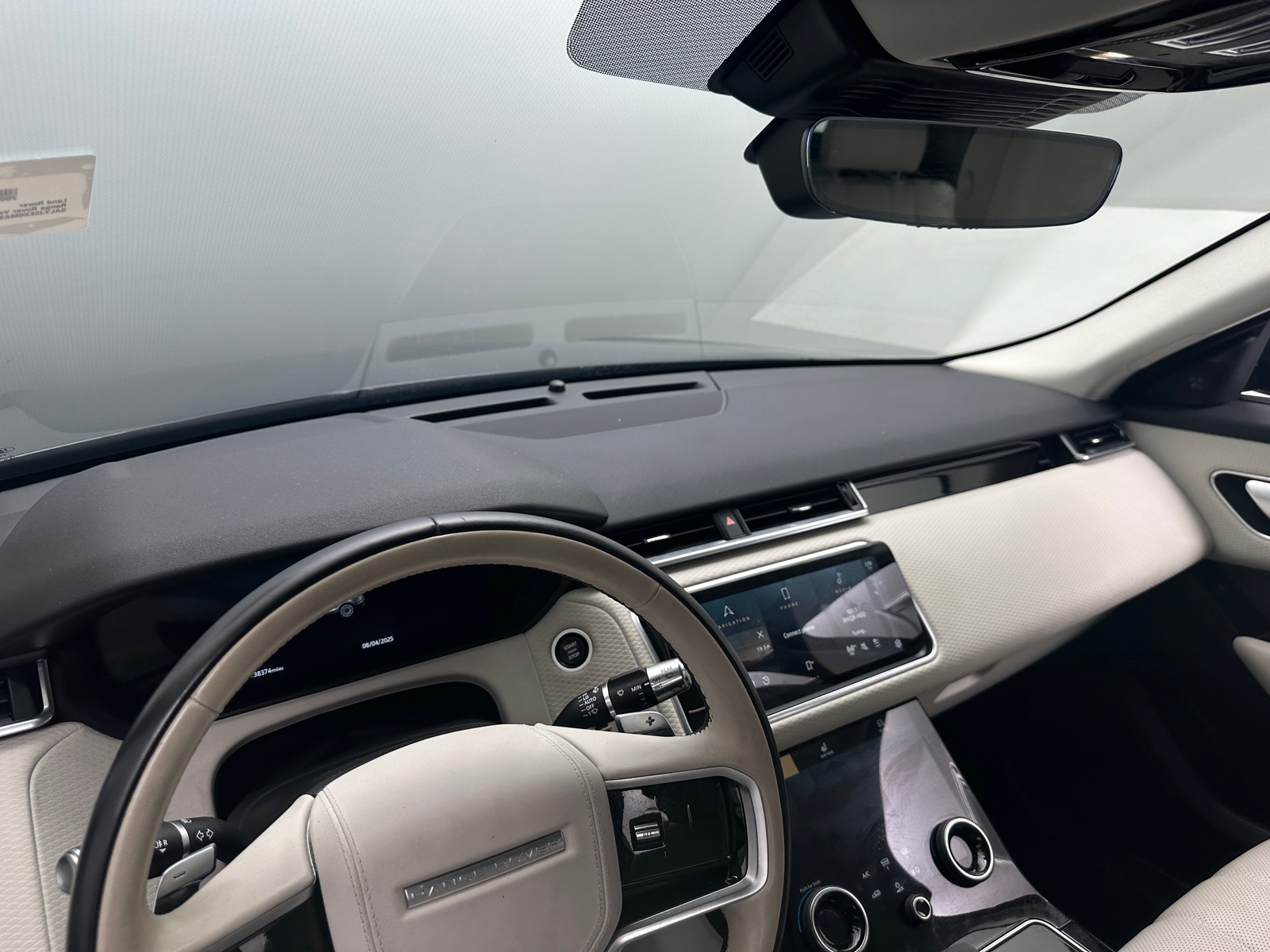 Thumbnail: 2021 Land Rover Range Rover Velar - 2