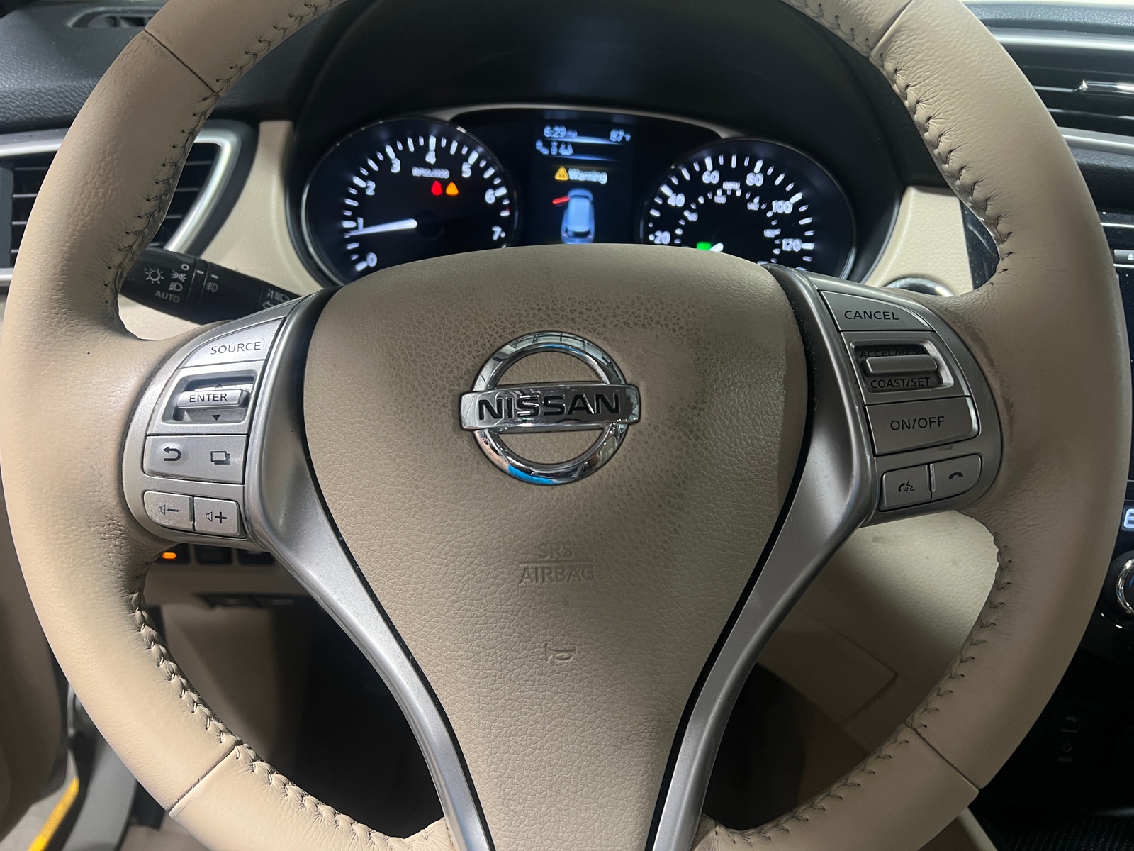 Thumbnail: 2015 Nissan Rogue - 4