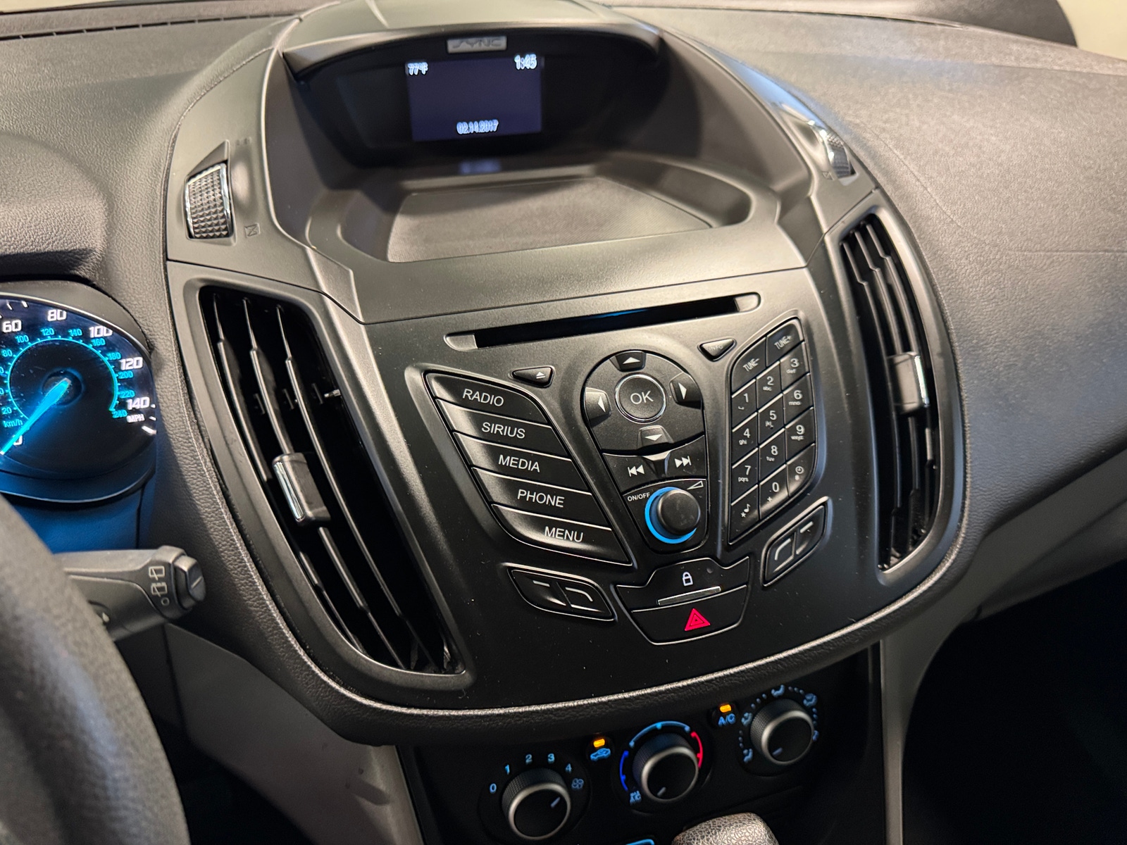 Thumbnail: 2016 Ford Escape - 4