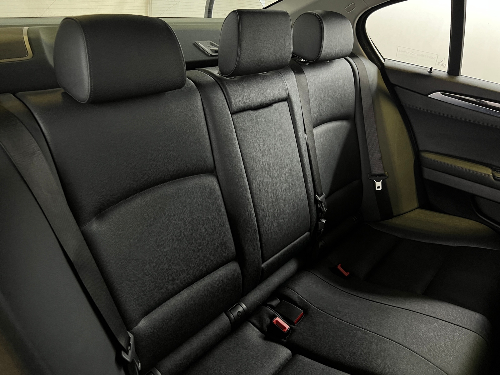 Thumbnail: 2015 BMW 5 Series - 5