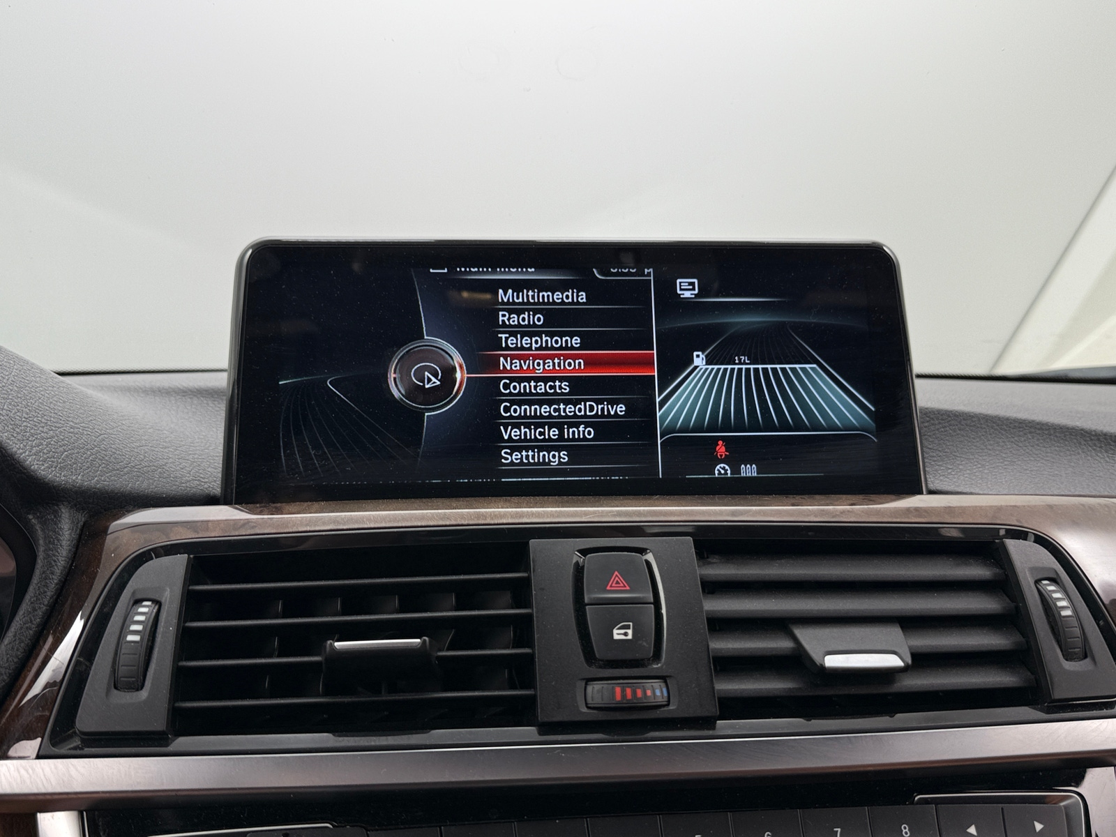 Thumbnail: 2016 BMW 4 Series - 3