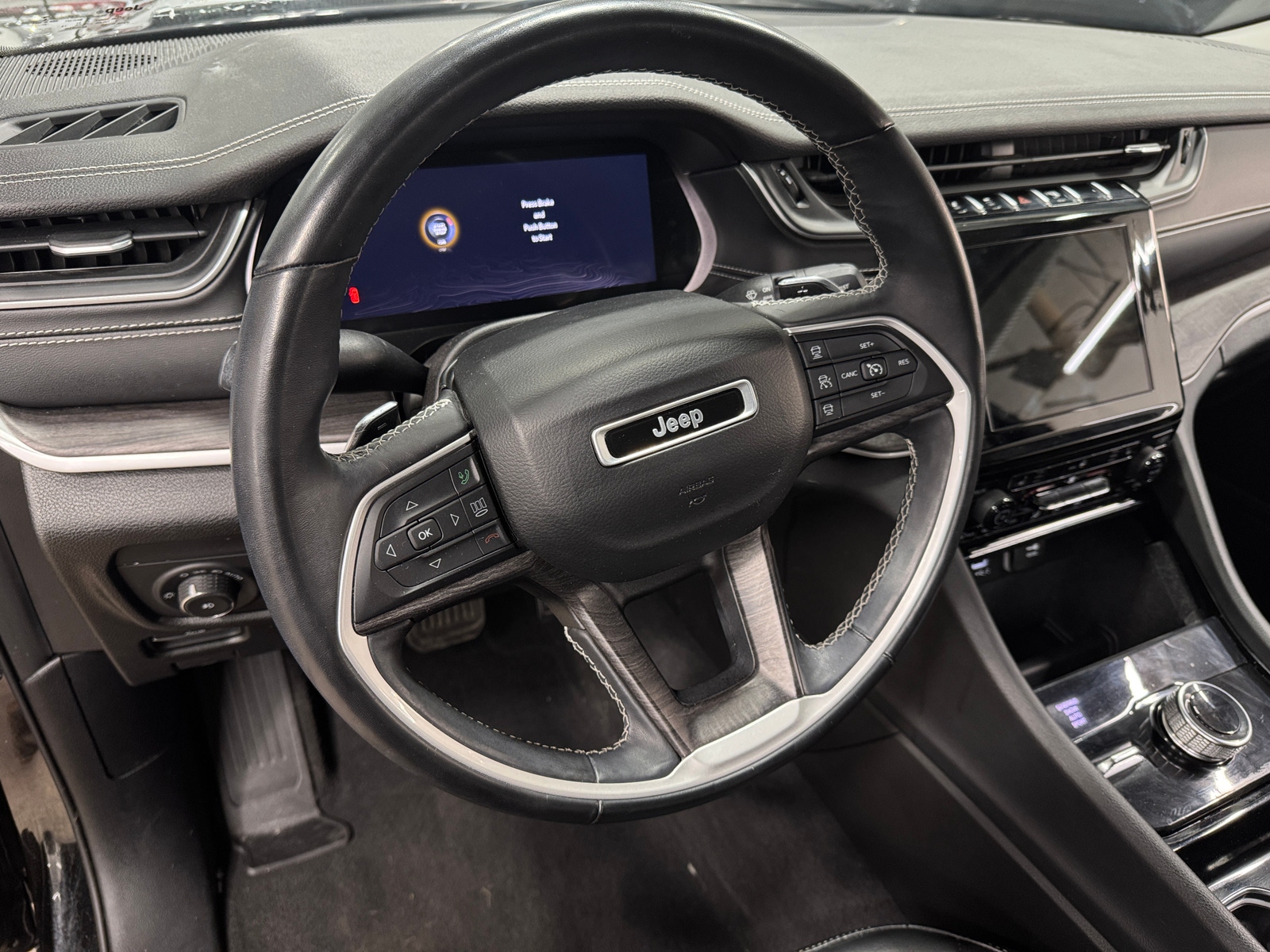 Thumbnail: 2021 Jeep Grand Cherokee L - 2