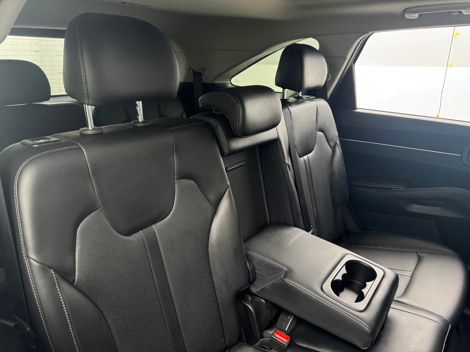 Thumbnail: 2022 Kia Sorento - 5