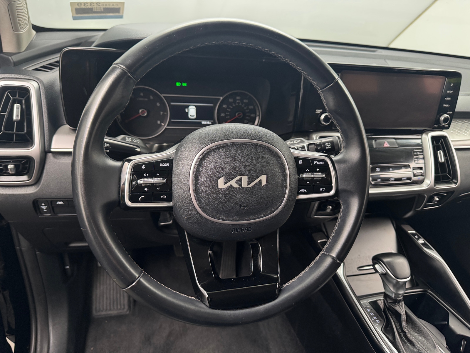 Thumbnail: 2022 Kia Sorento - 4