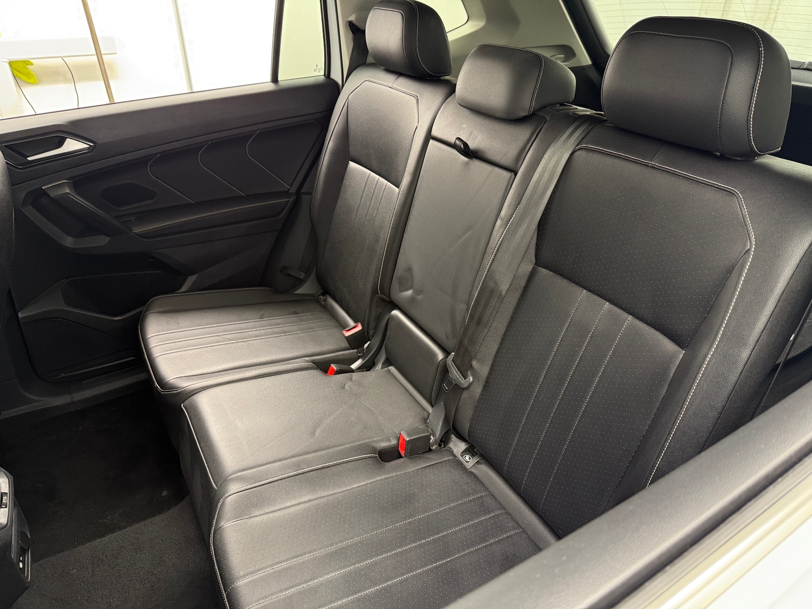 Thumbnail: 2024 Volkswagen Tiguan - 5