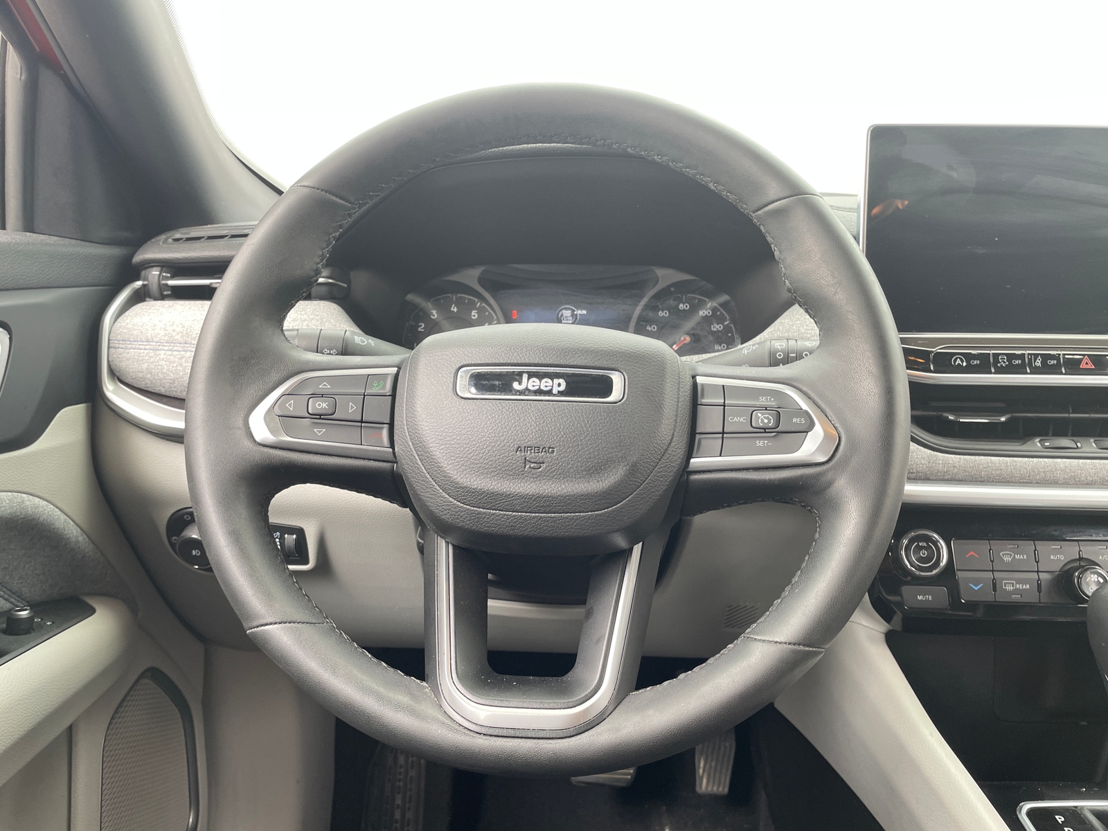Thumbnail: 2023 Jeep Compass - 5