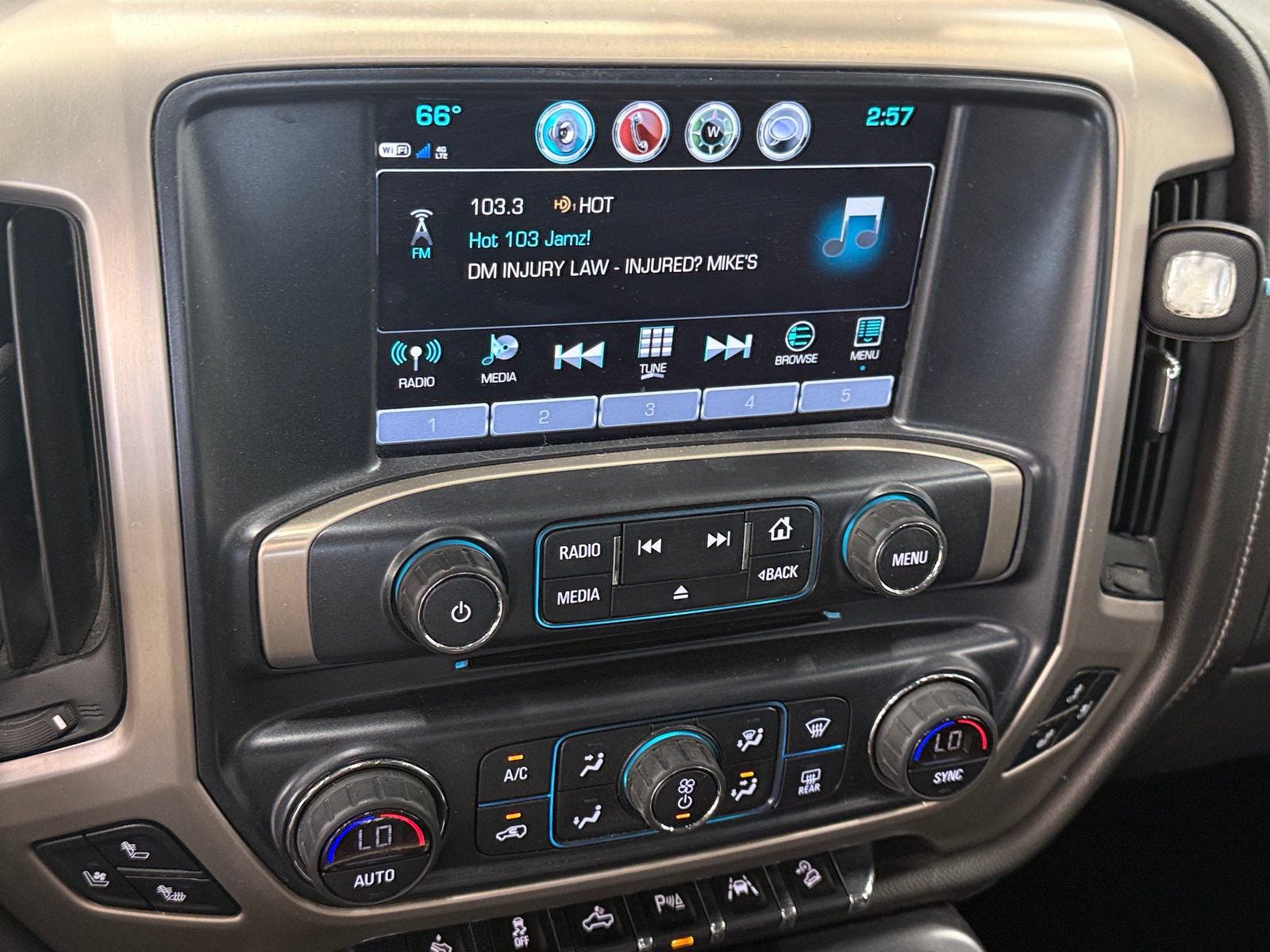 Thumbnail: 2018 GMC Sierra 1500 - 3
