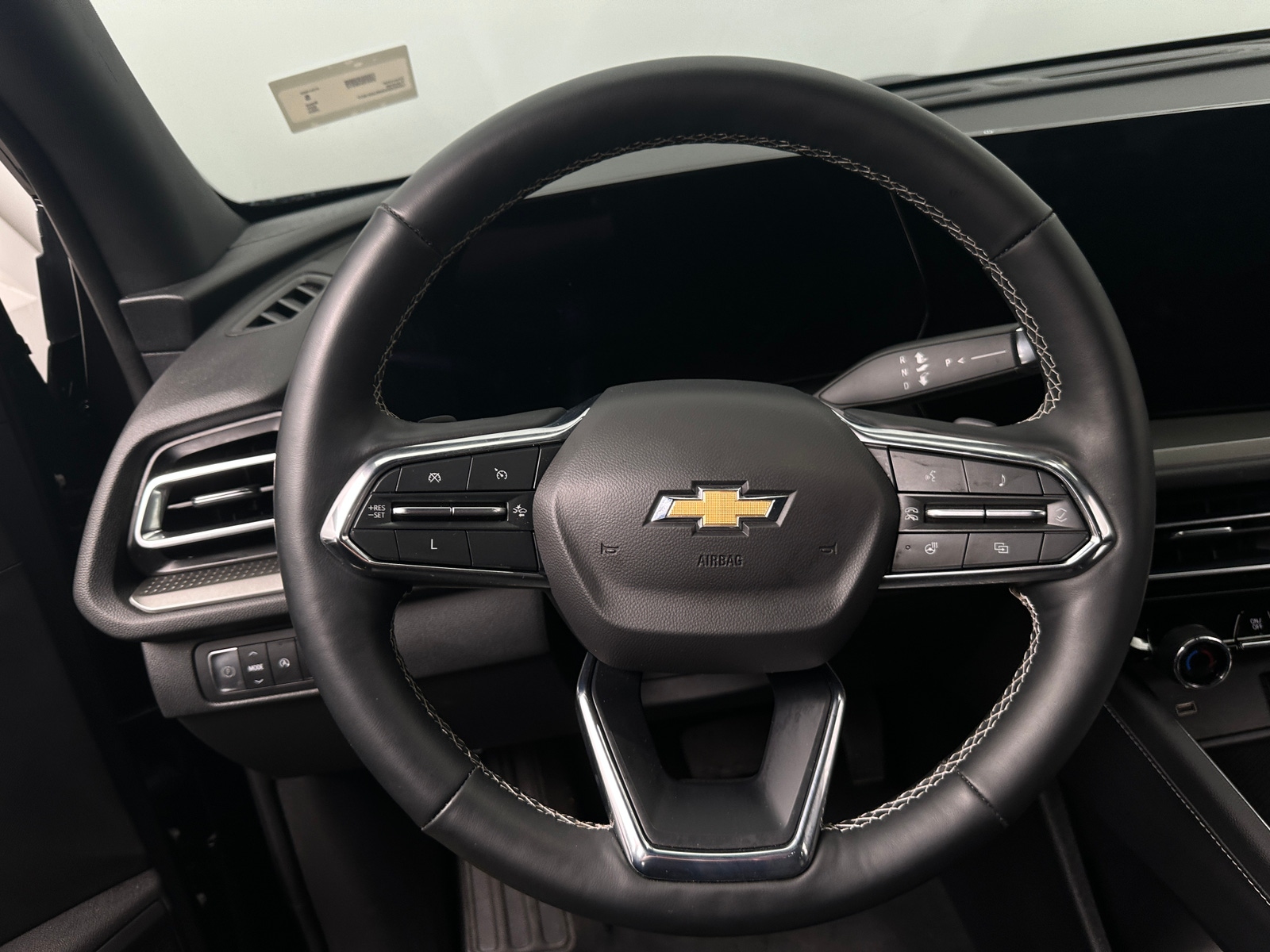Thumbnail: 2024 Chevrolet Traverse - 5