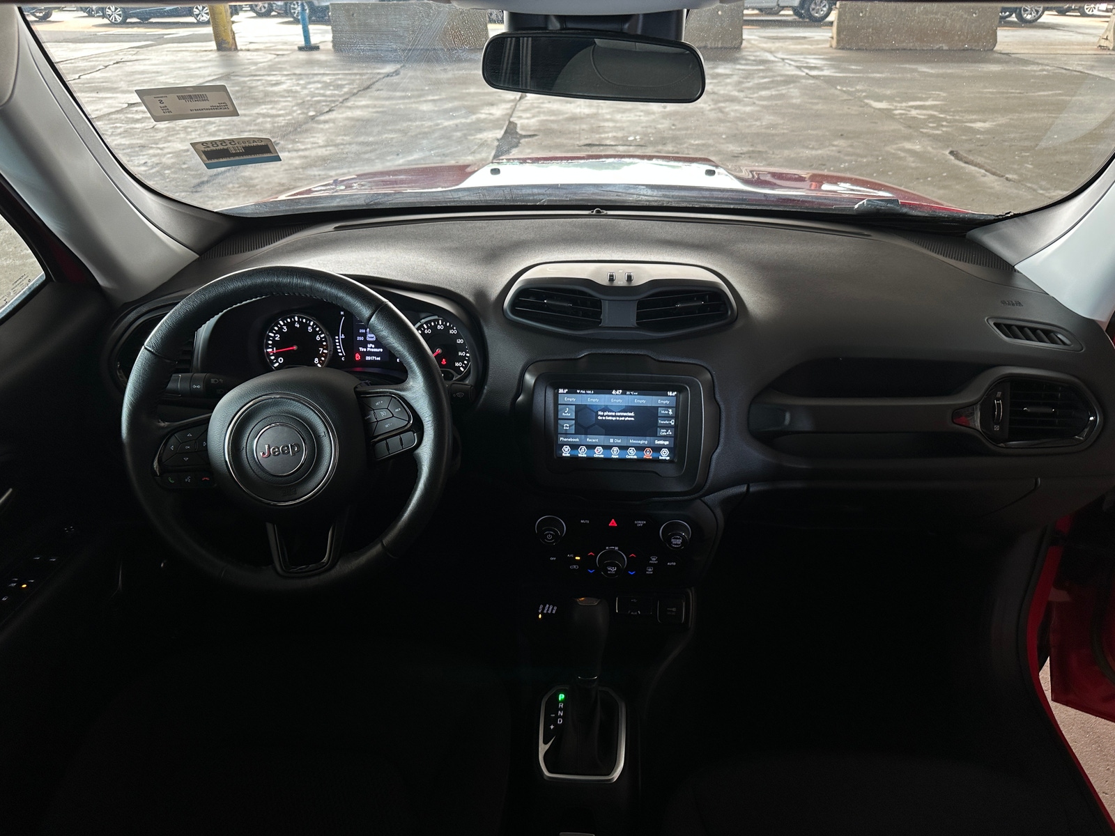 Thumbnail: 2019 Jeep Renegade - 3