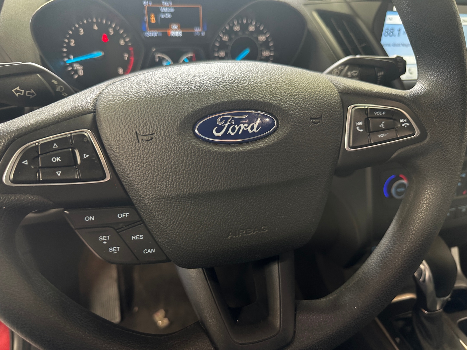 Thumbnail: 2019 Ford Escape - 5