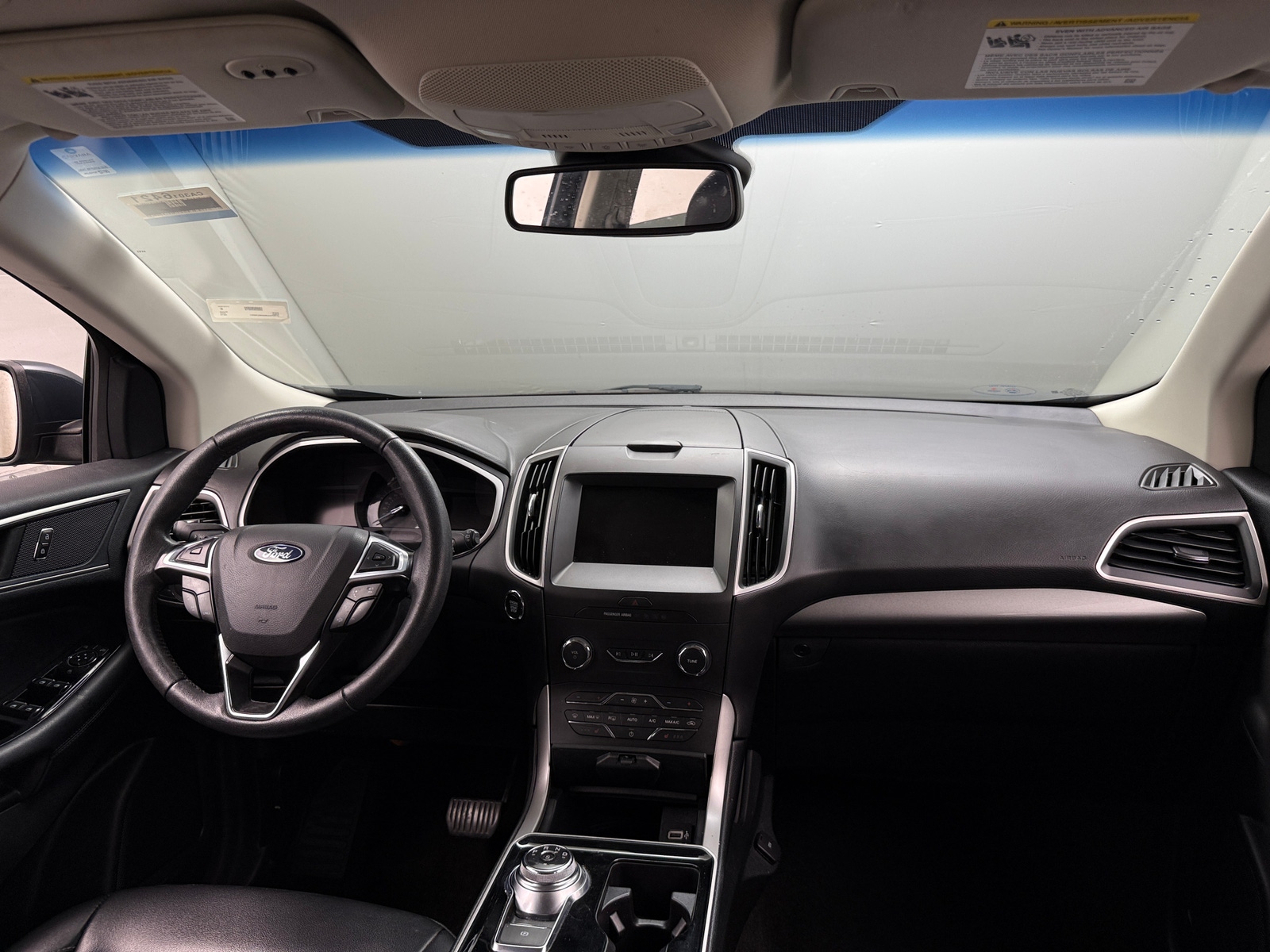 Thumbnail: 2019 Ford Edge - 3