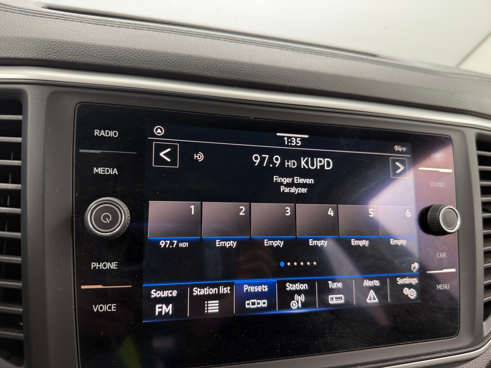 Thumbnail: 2021 Volkswagen Atlas - 3