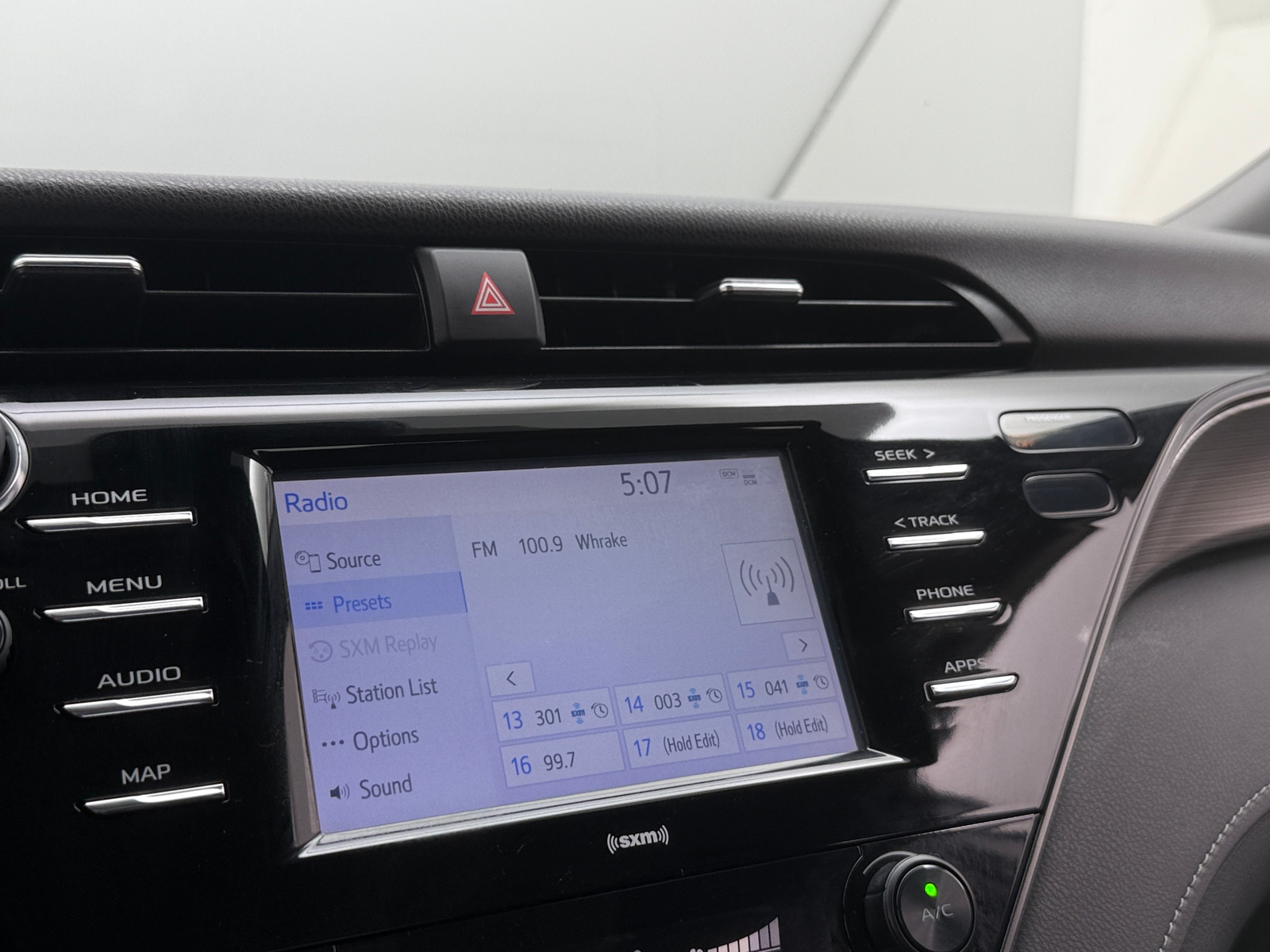 Thumbnail: 2020 Toyota Camry - 4
