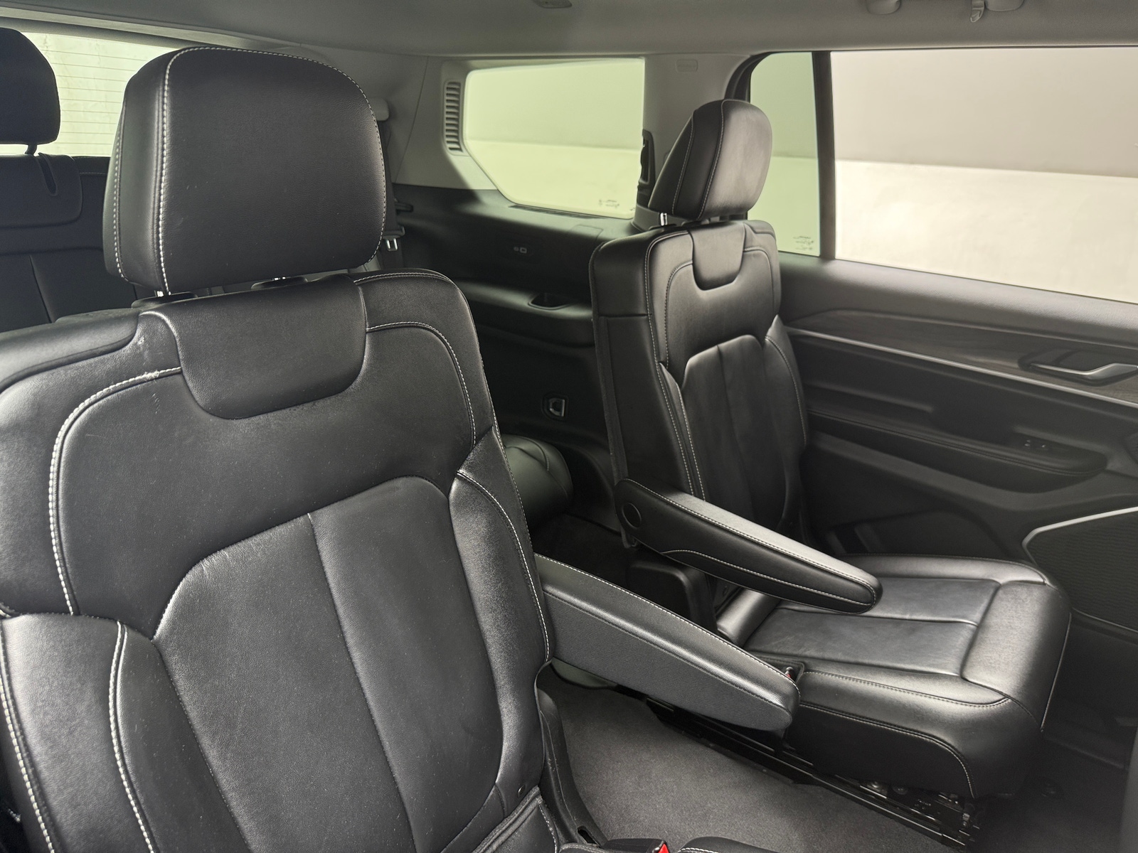 Thumbnail: 2021 Jeep Grand Cherokee L - 5