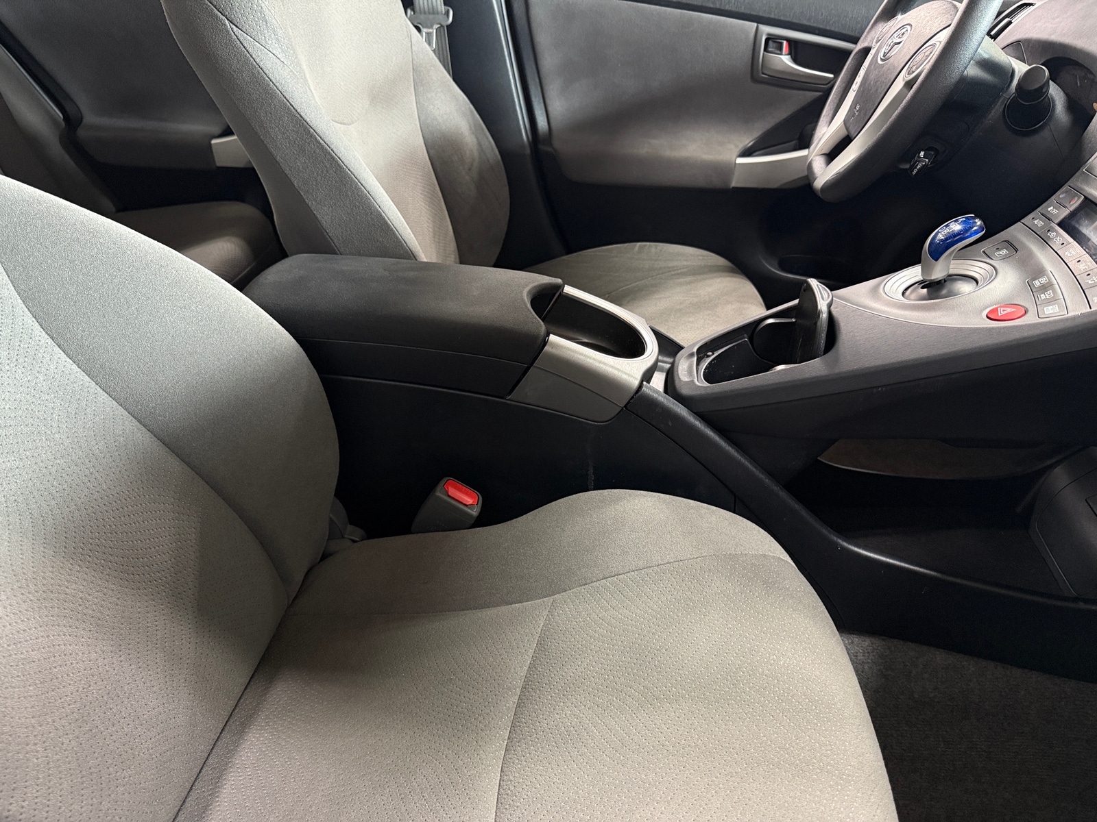 Thumbnail: 2015 Toyota Prius - 2