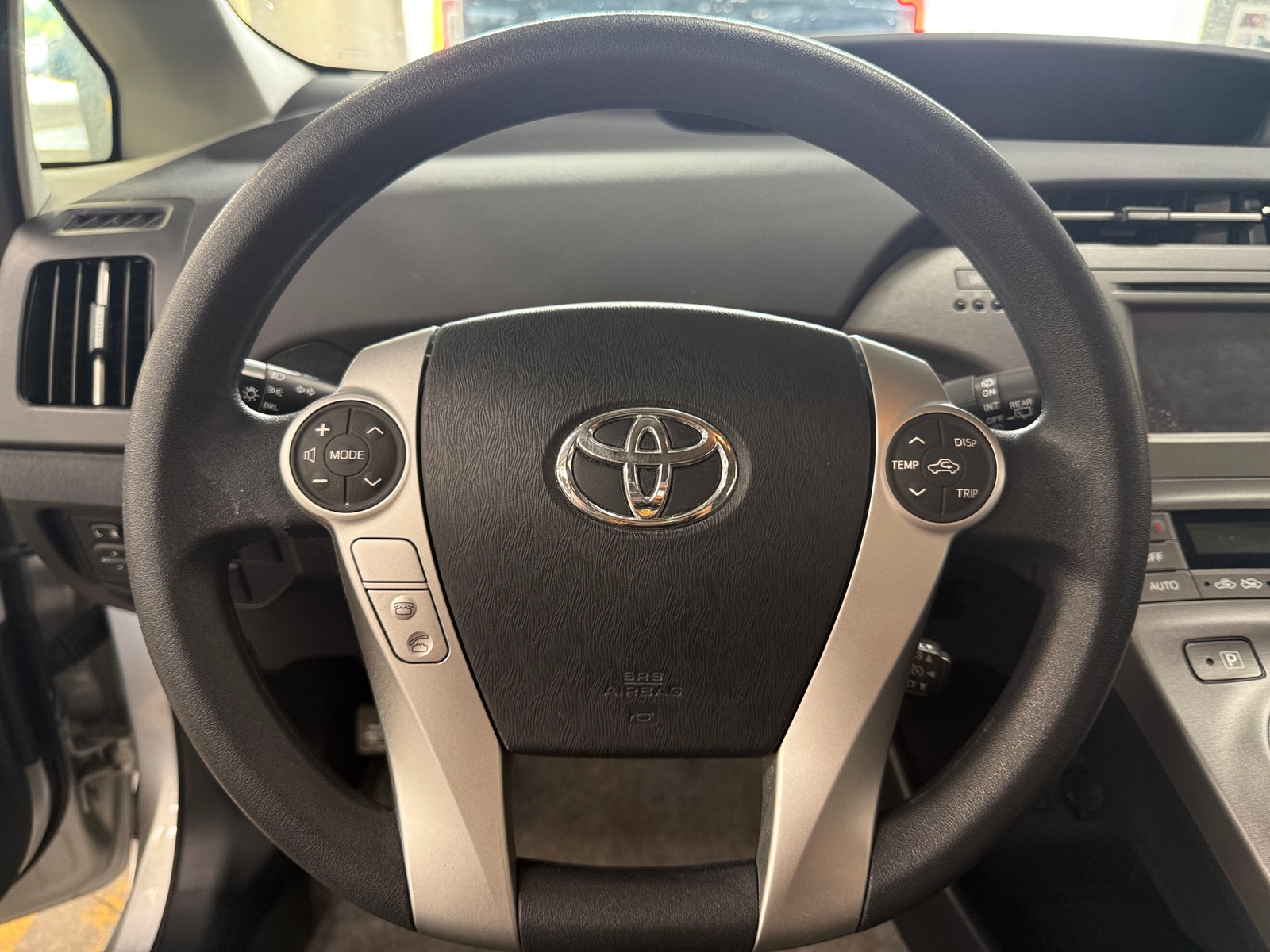 Thumbnail: 2015 Toyota Prius - 5