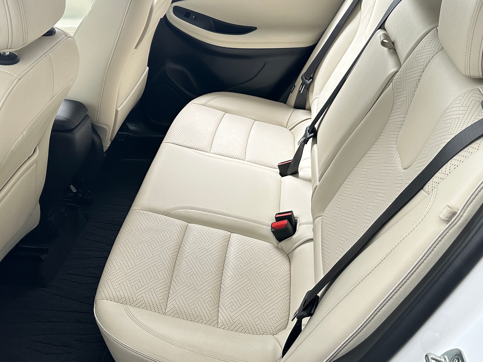 Thumbnail: 2020 Buick Encore GX - 5